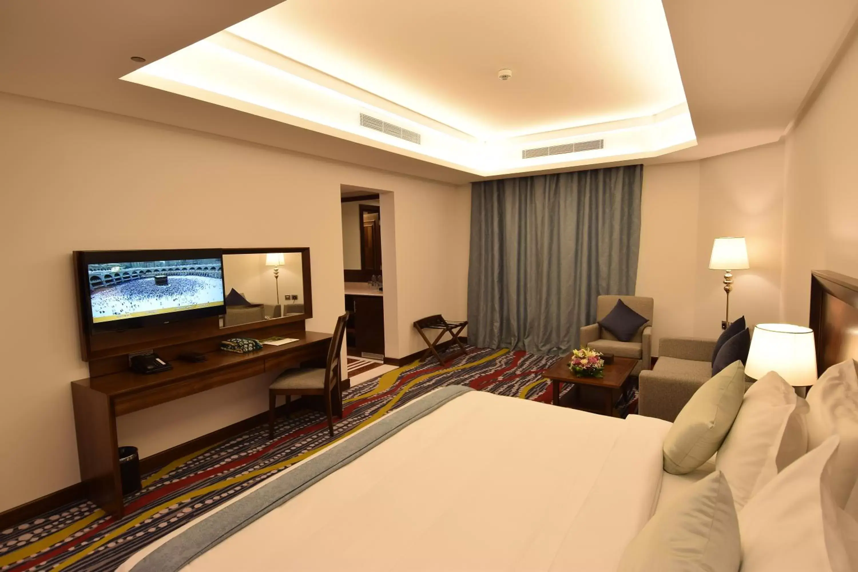 Photo of the whole room, TV/Entertainment Center in Ruve Jeddah Hotel