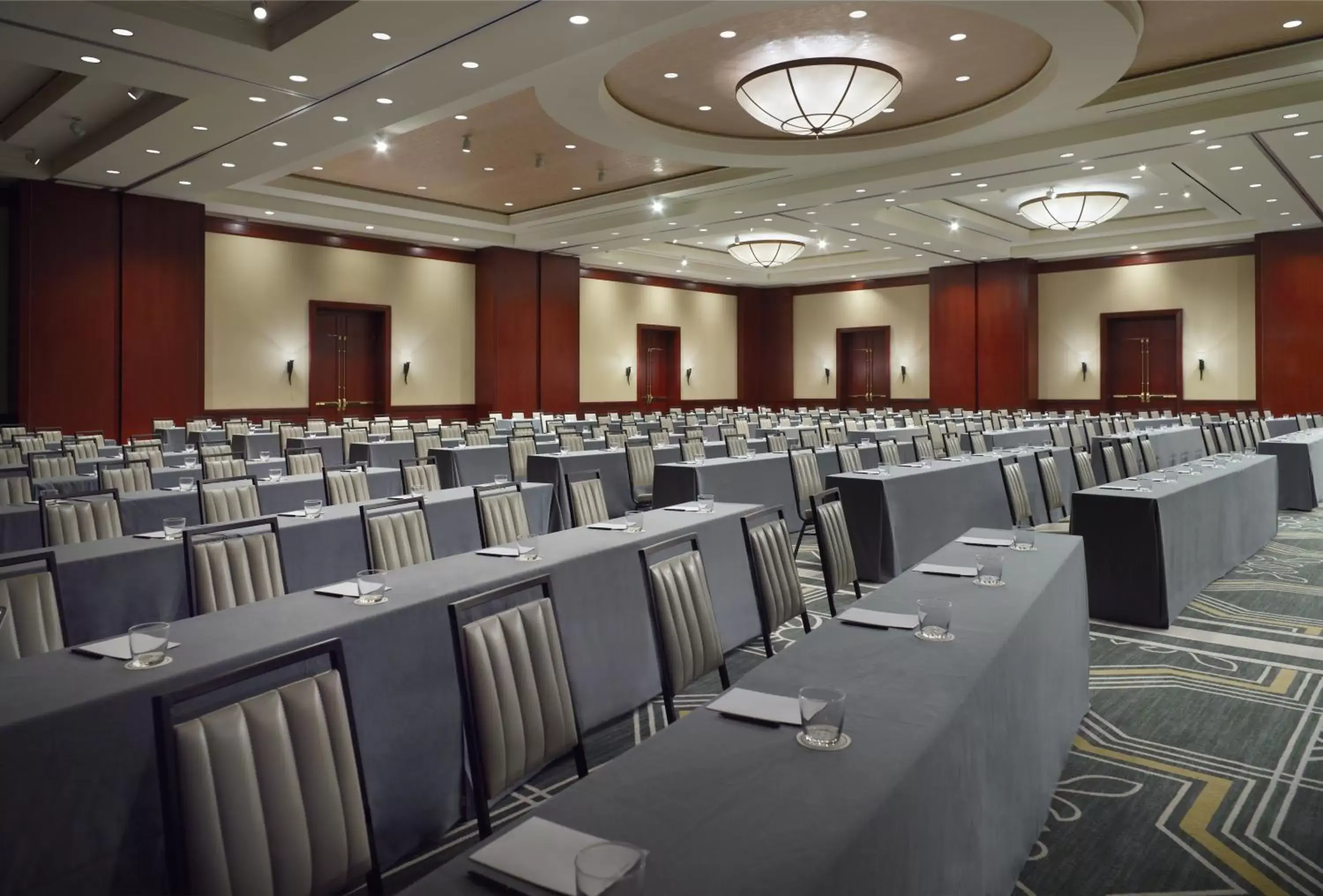 Meeting/conference room in Omni Houston Hotel