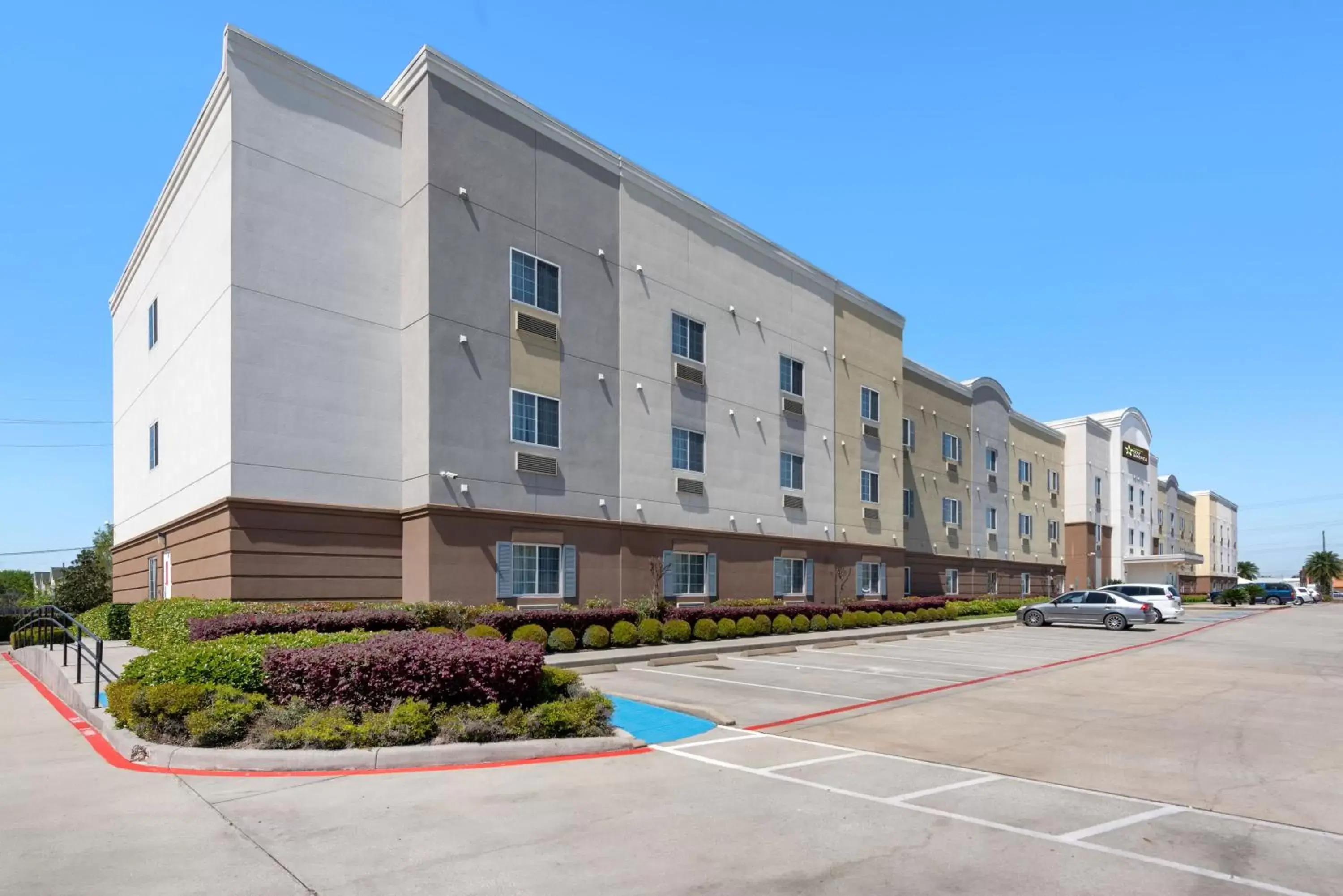 Property building in Extended Stay America Suites - McAlester - Hwy 69 Property building in Extended Stay America Suites - McAlester - Hwy 69