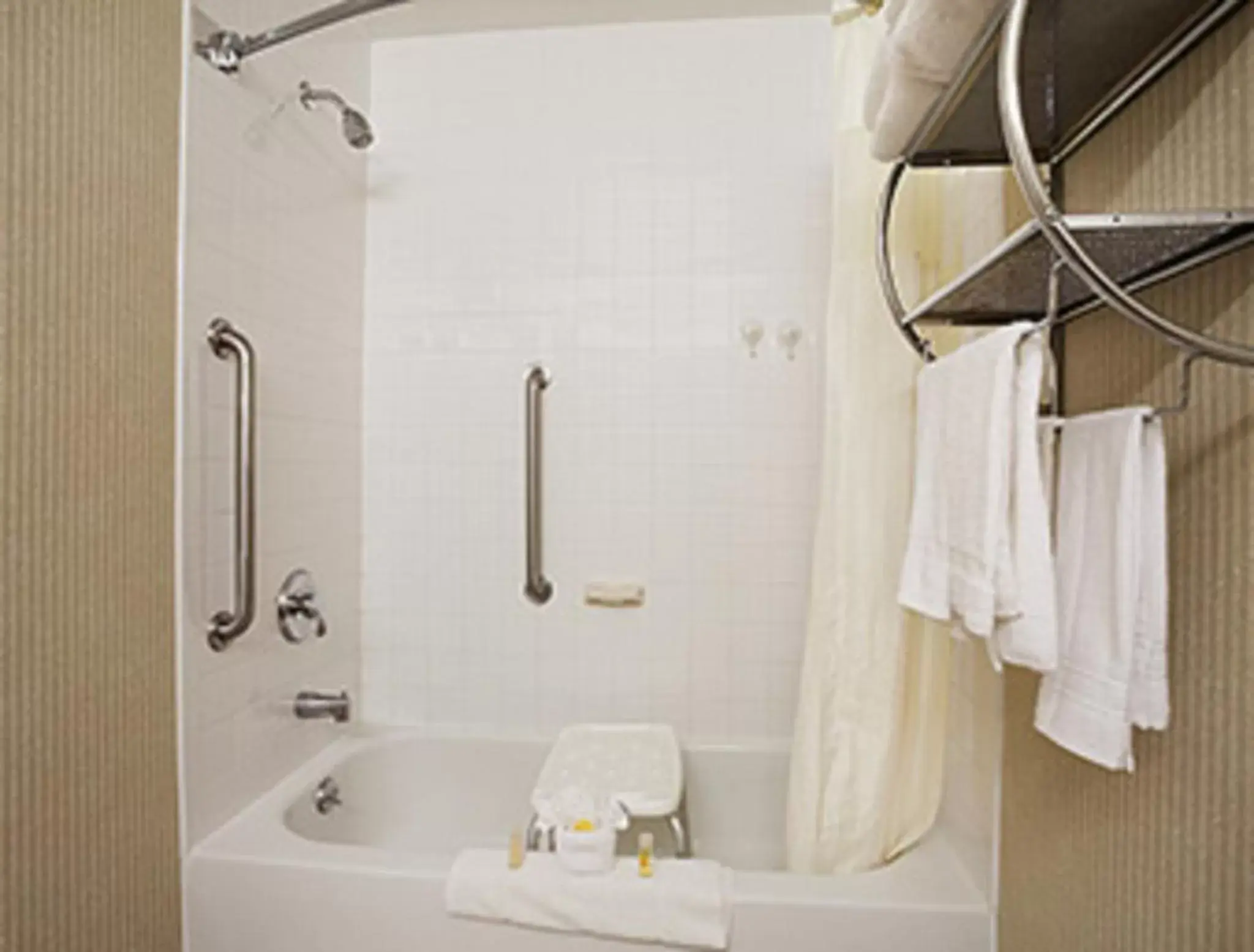 Shower, Bathroom in Days Inn by Wyndham Rutland/Killington Area