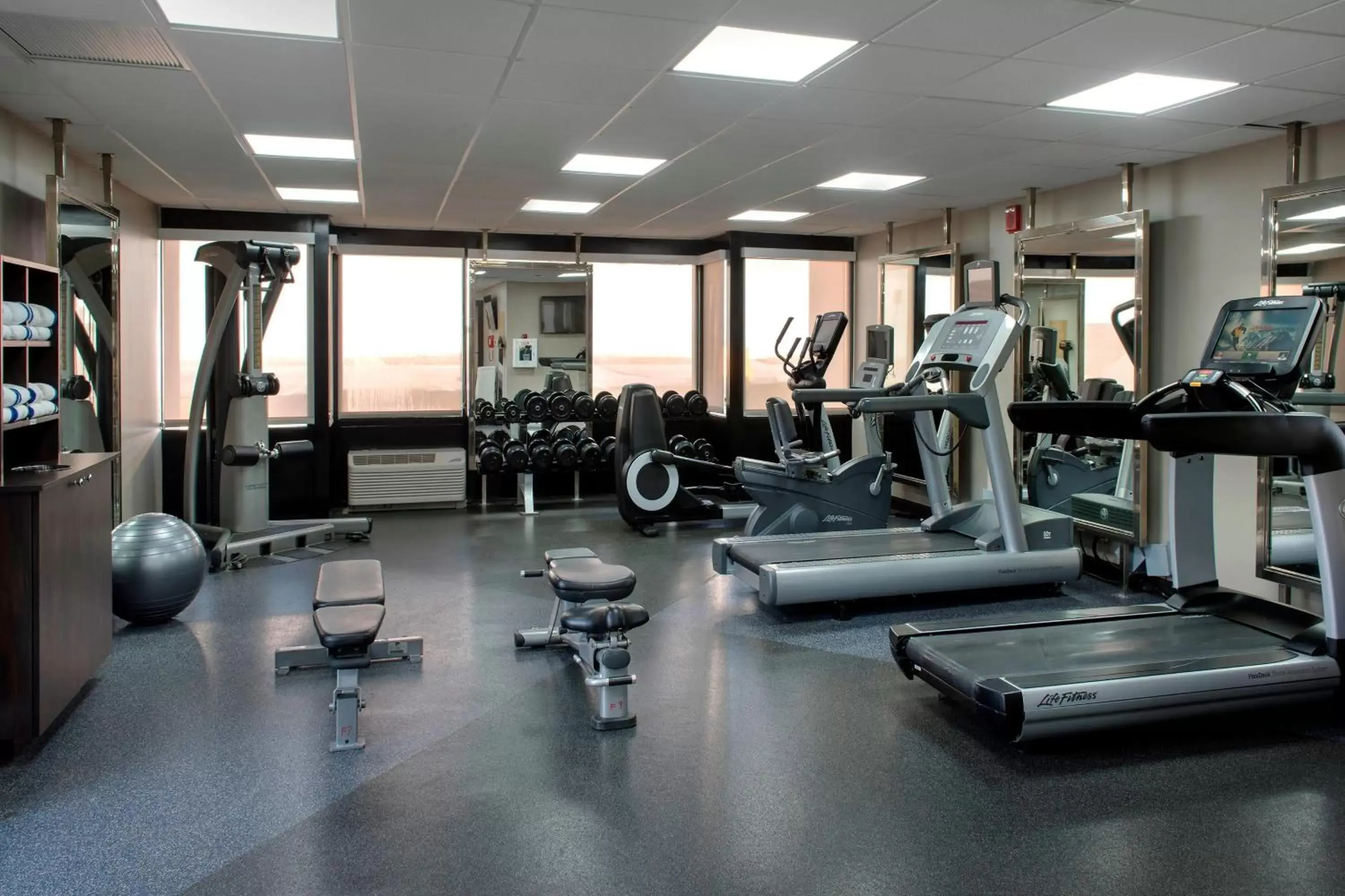 Fitness centre/facilities, Fitness Center/Facilities in Four Points Philadelphia Northeast