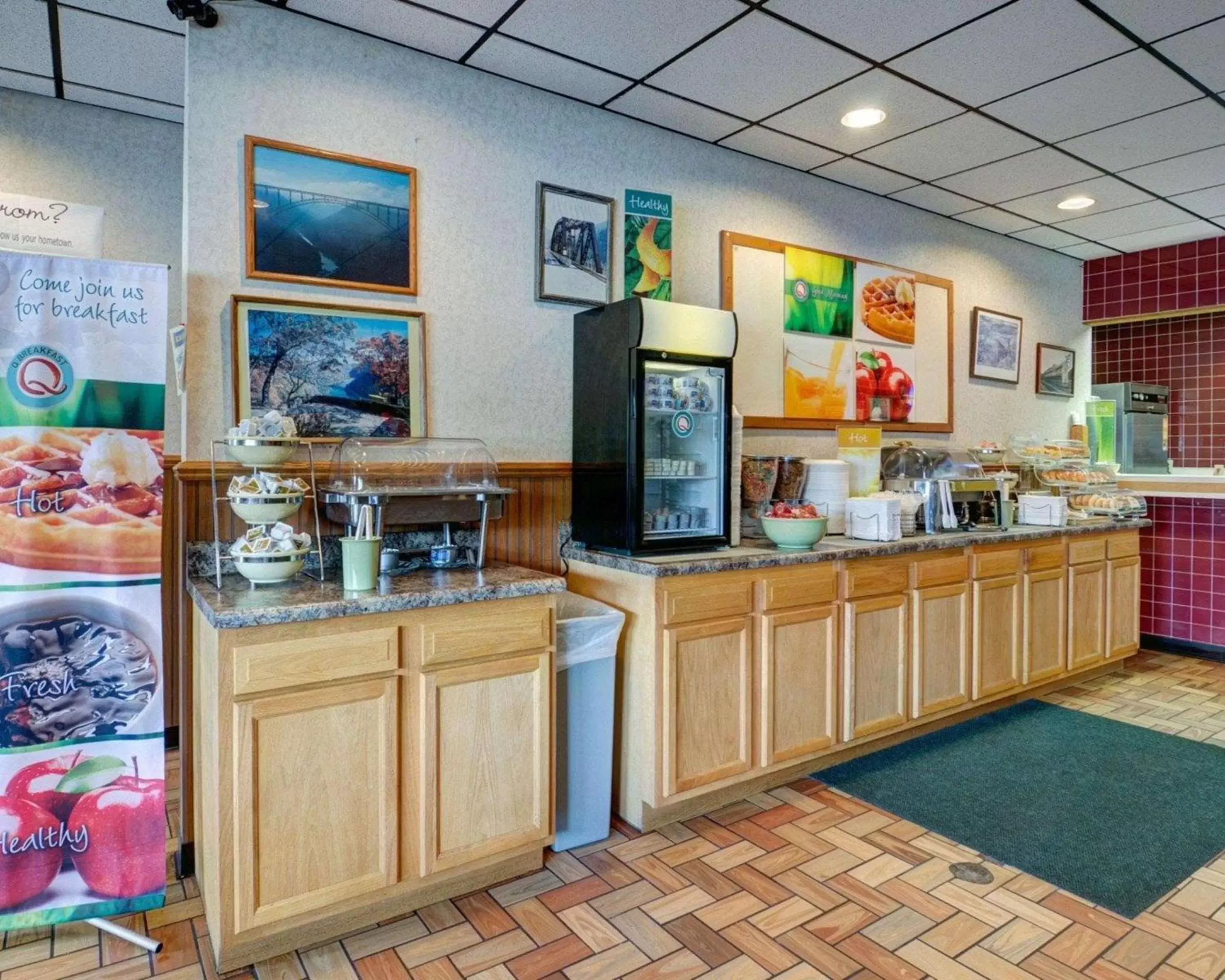 Restaurant/places to eat in Quality Inn New River Gorge