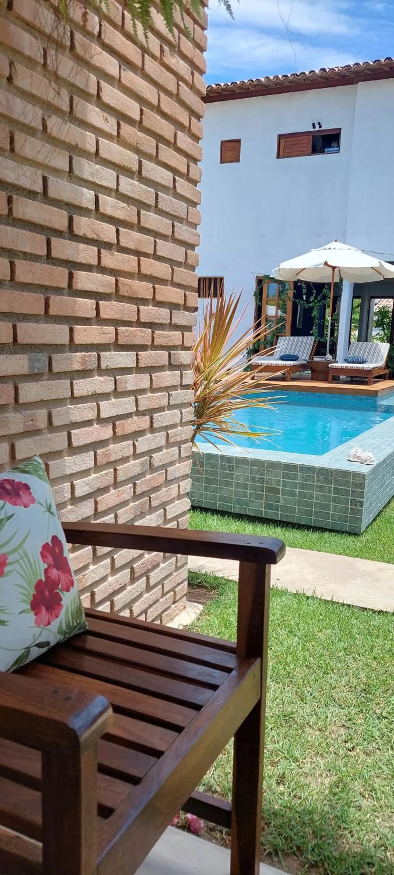 Pool view in Arataba Hotel Boutique e Bistrô - 150 mts do mar