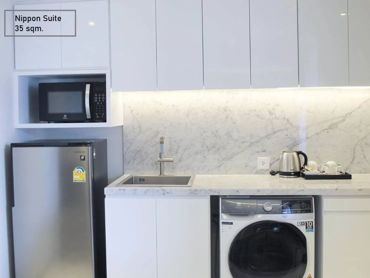 Kitchen or kitchenette in ashley hotel bkk