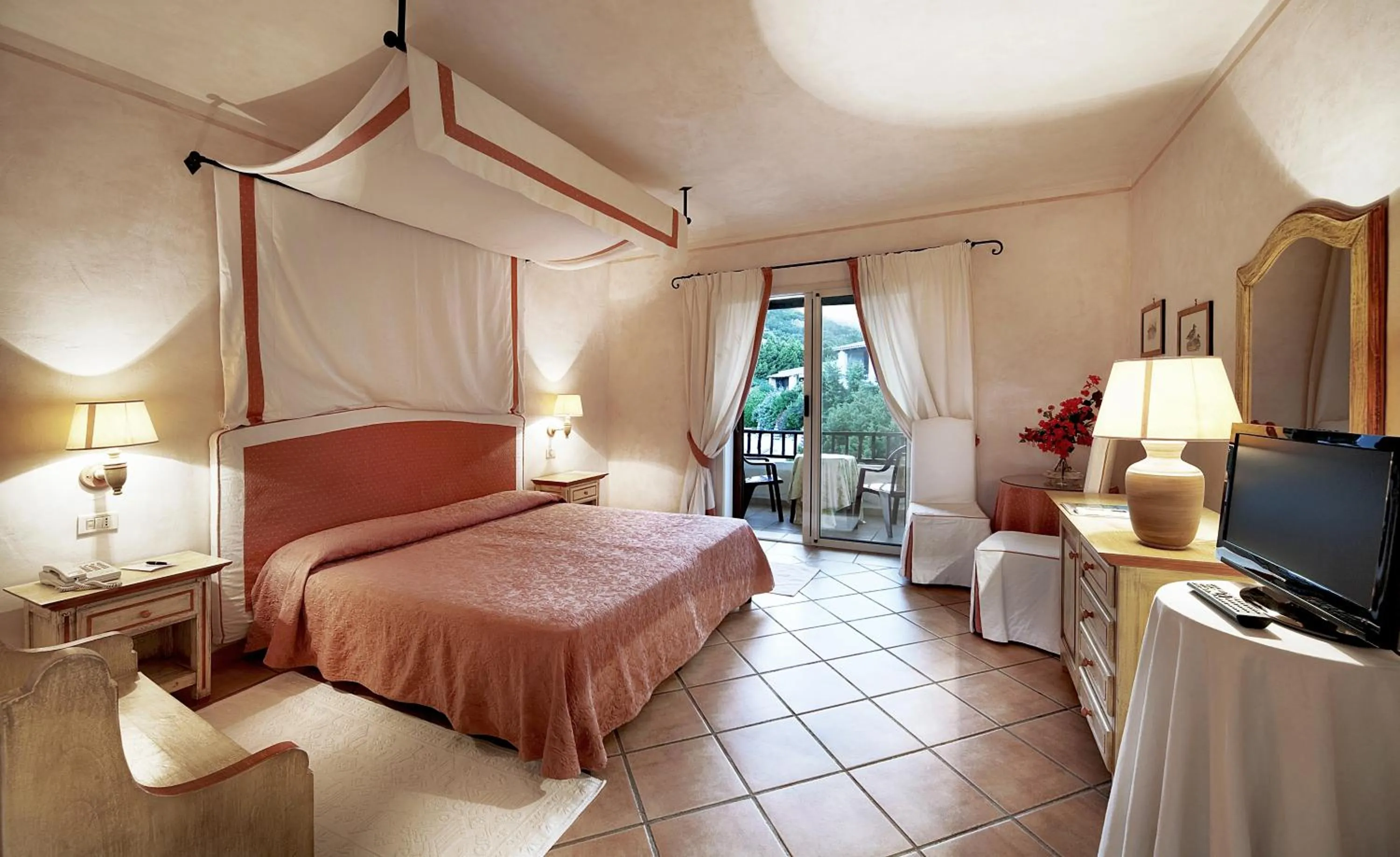 View (from property/room), Bed in Colonna Park Hotel