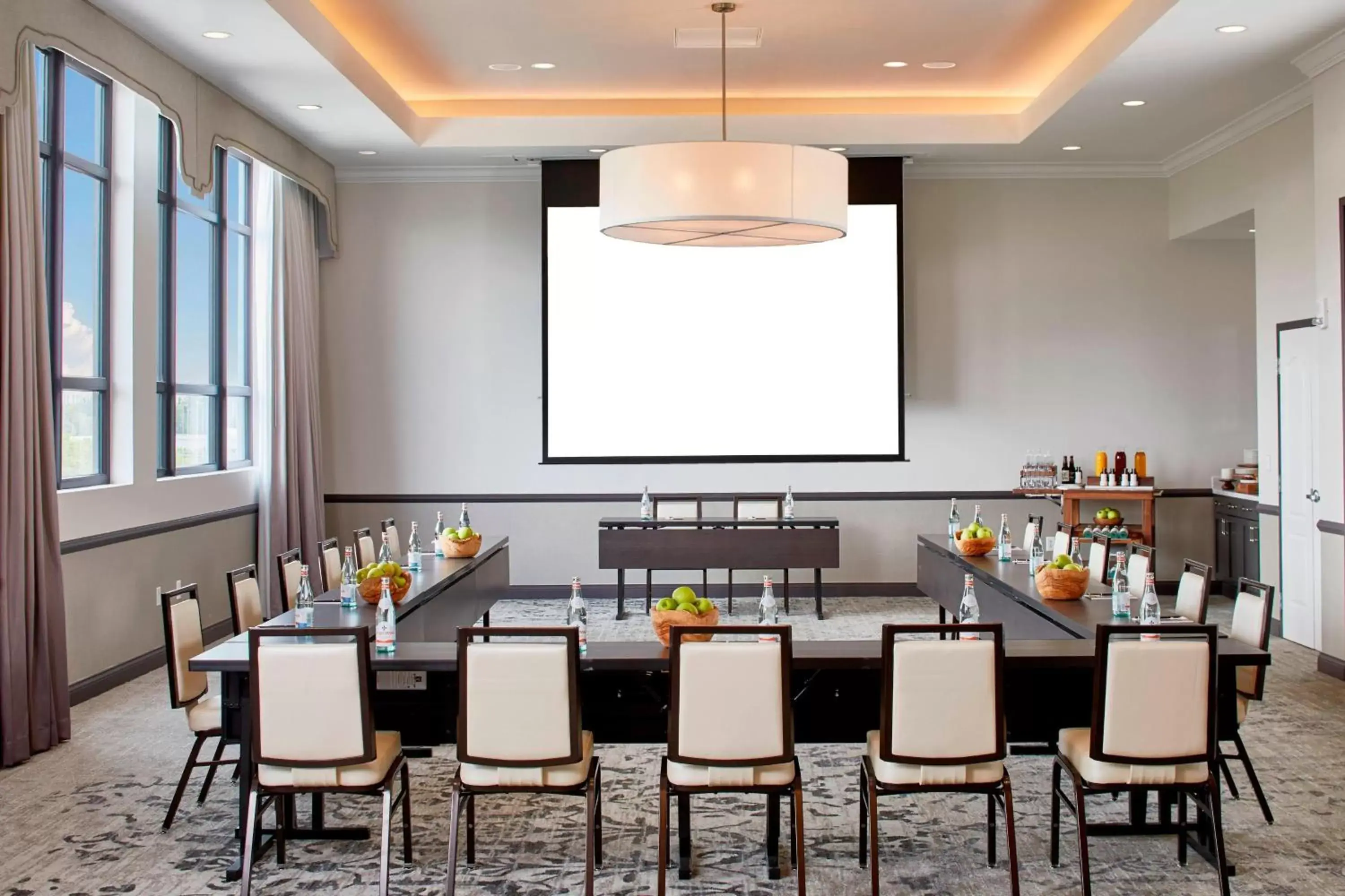 Meeting/conference room in The Edwin Hotel, Autograph Collection