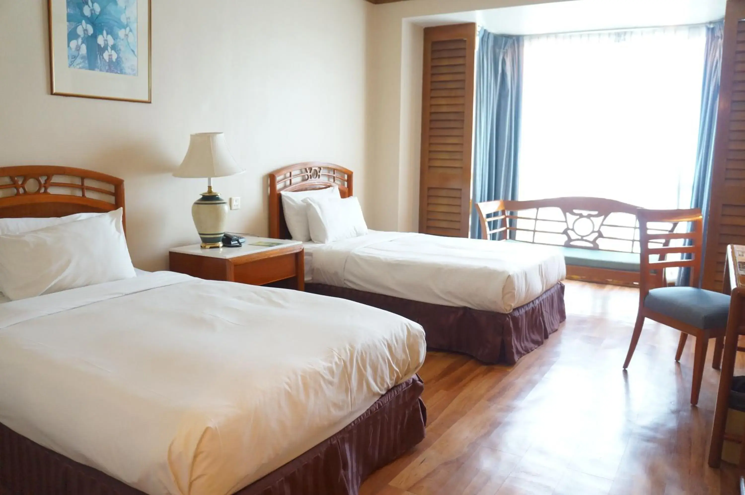Photo of the whole room, Bed in Sabah Oriental Hotel