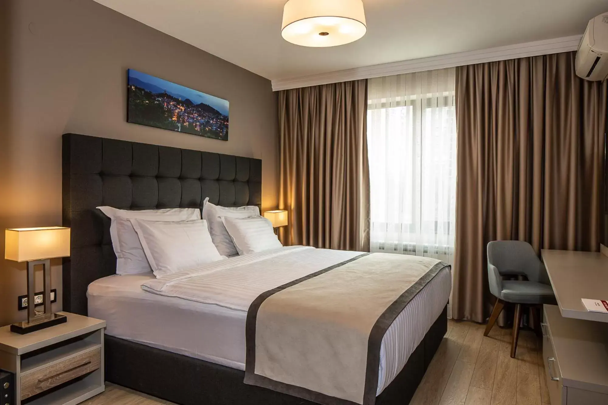 Bed in Best Western Premier Plovdiv Hills