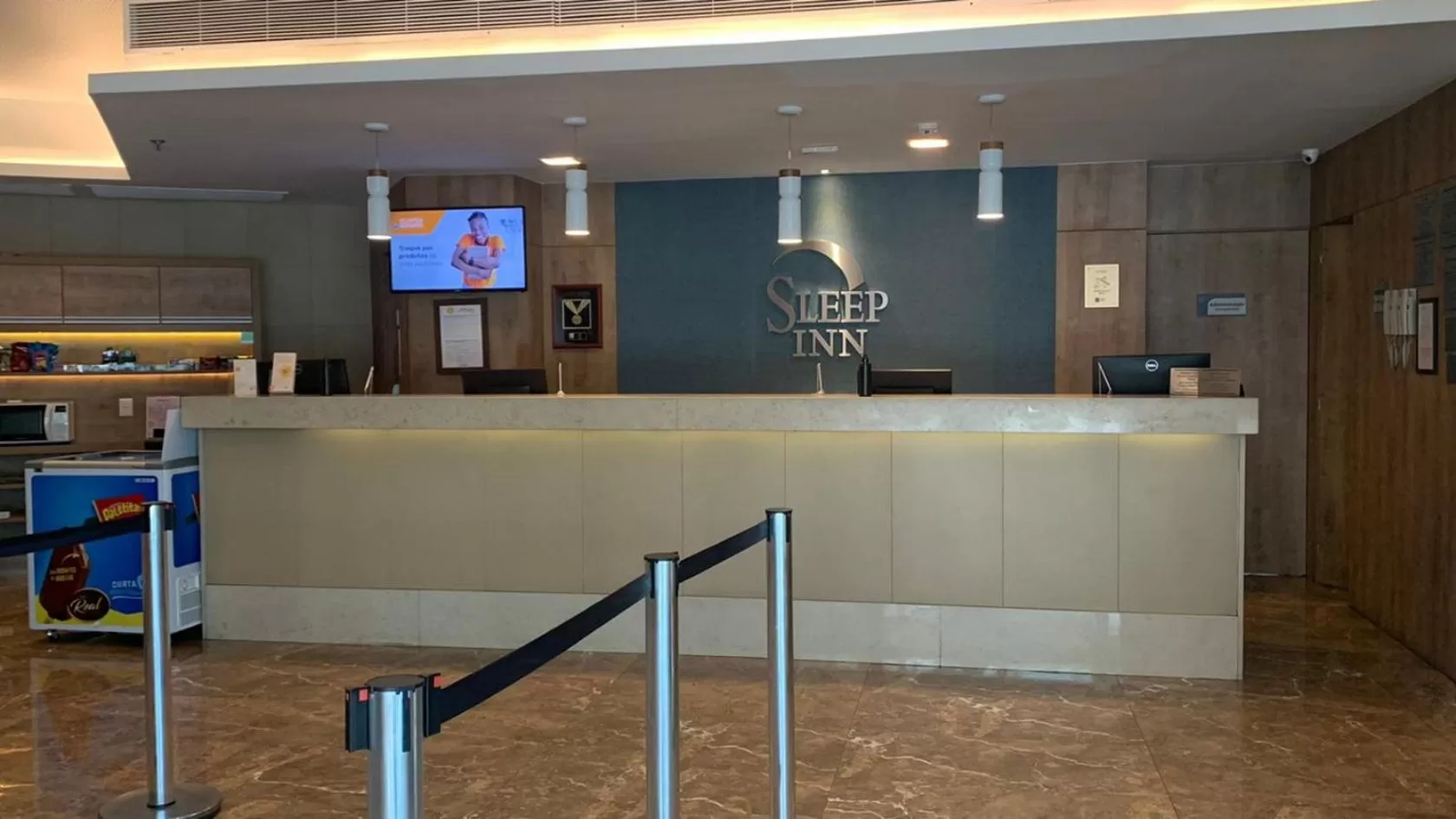 Lobby or reception in Sleep Inn Praia do Canto