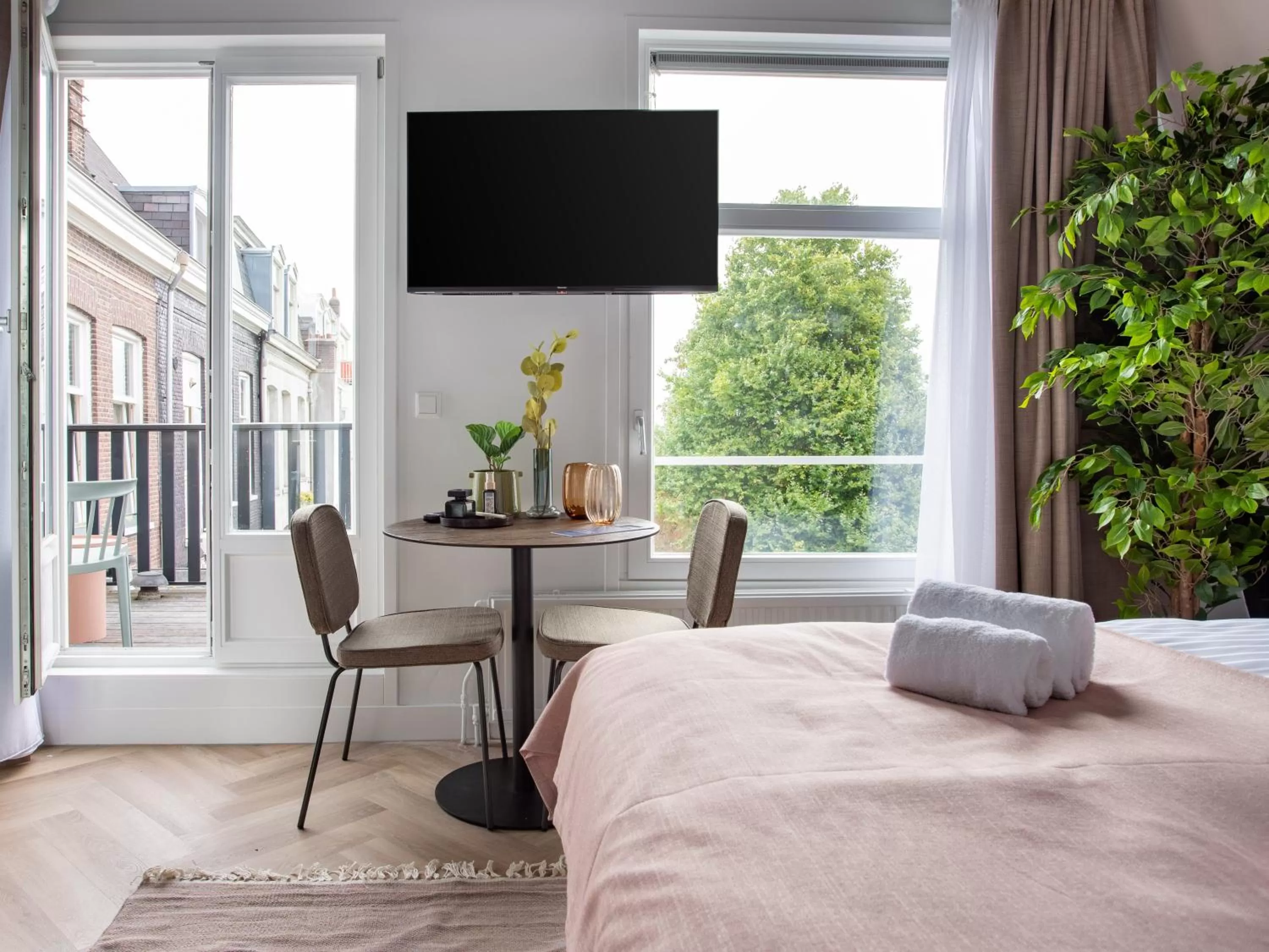 TV and multimedia, Bed in City Rooms Amsterdam Hemonystraat - Digital access