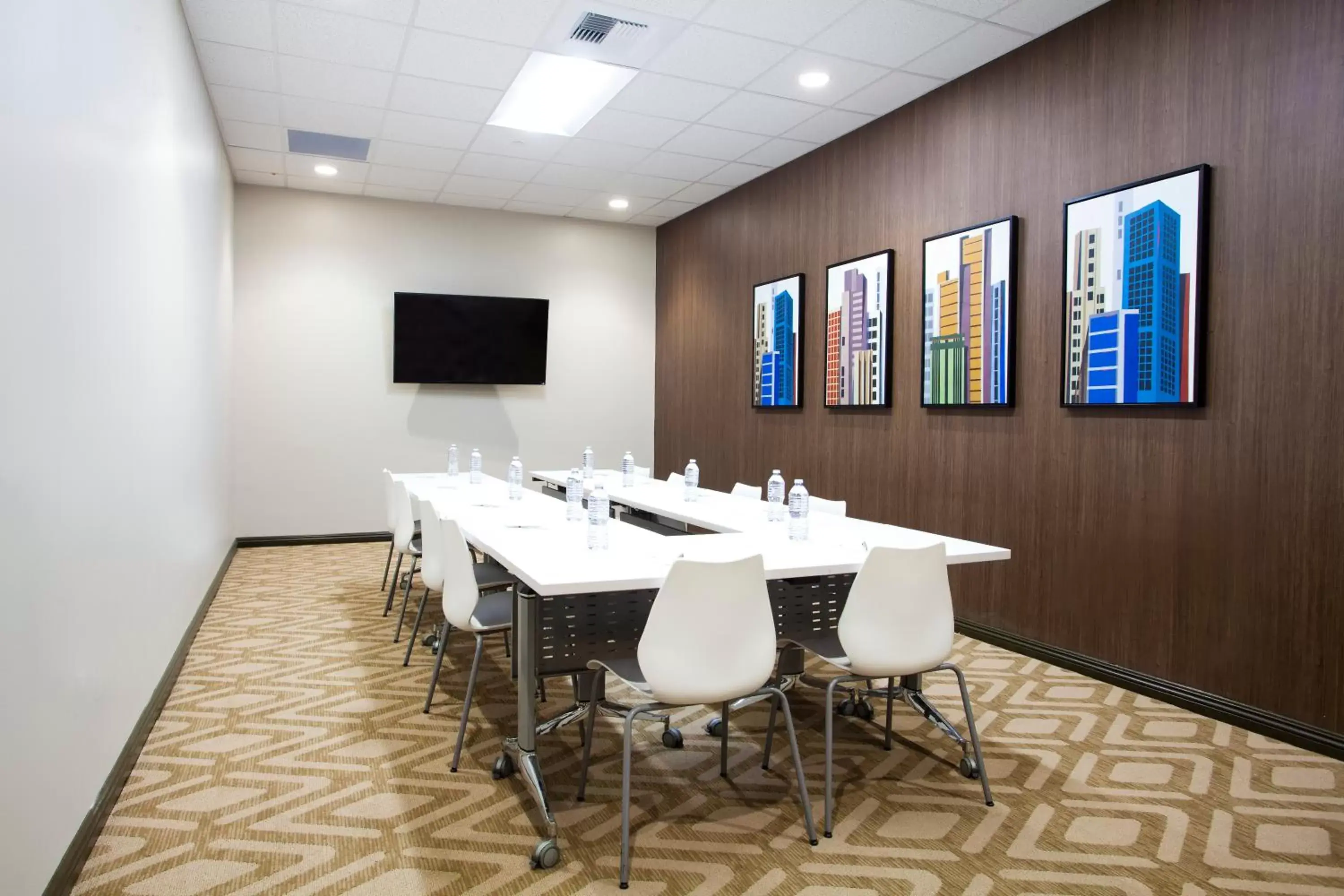 Meeting/conference room, Business Area/Conference Room in Redac Gateway Hotel Torrance
