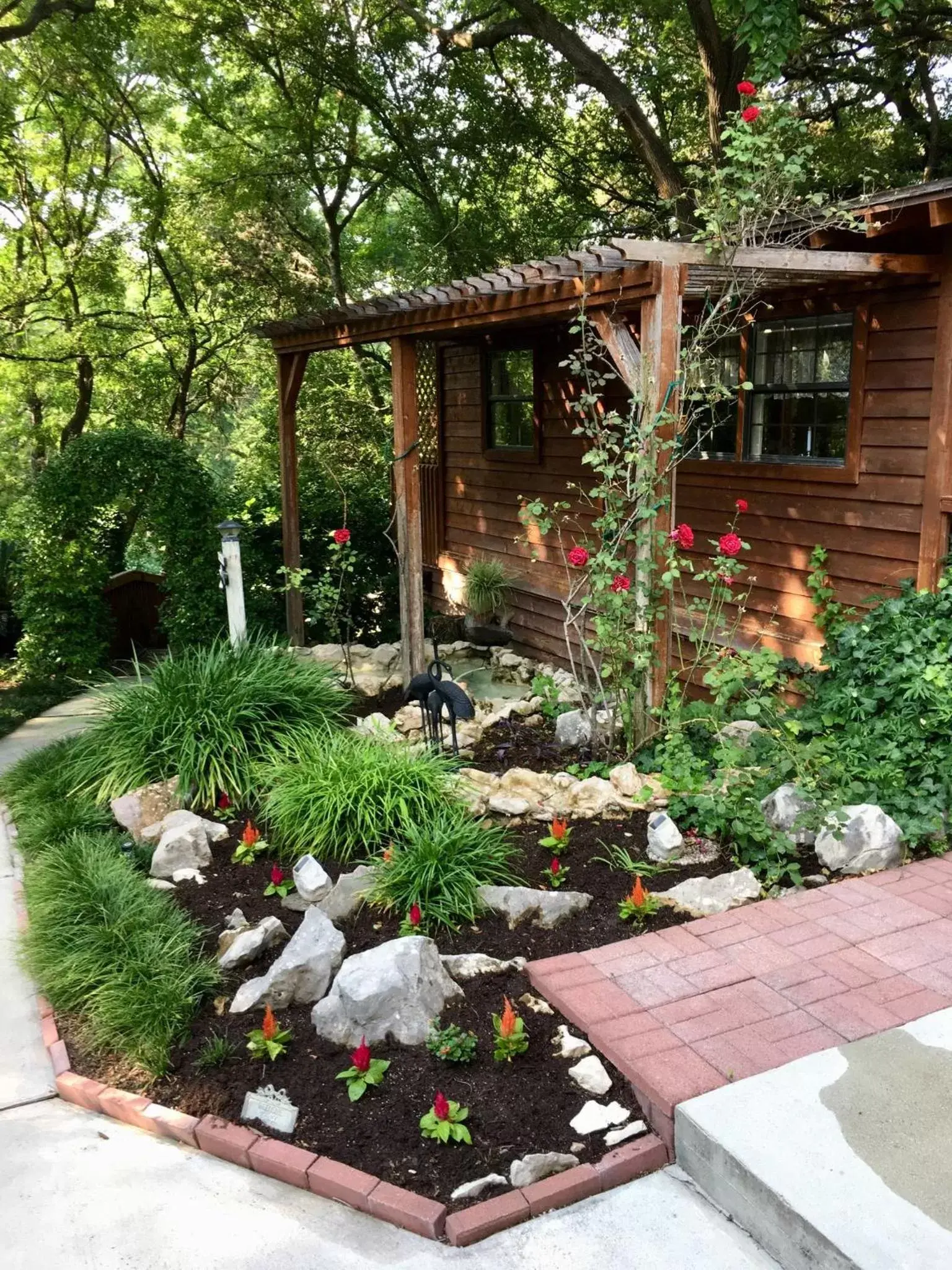 Garden in Lamb's Rest Inn