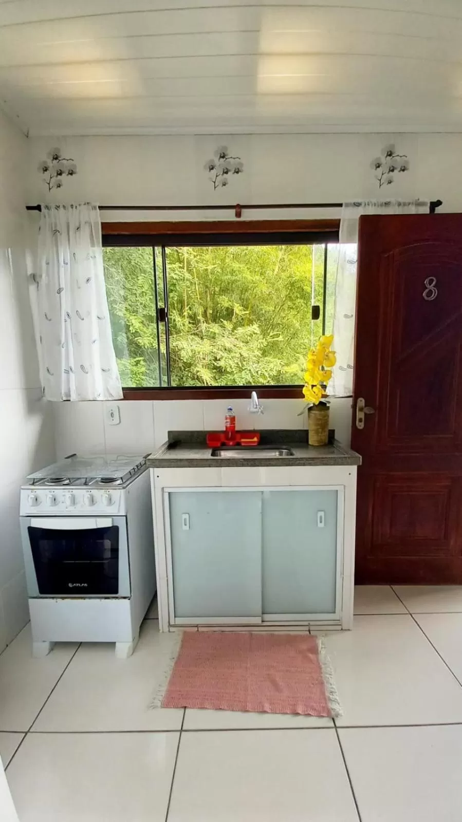 Kitchen/Kitchenette in Pousada Recanto Das Emerências