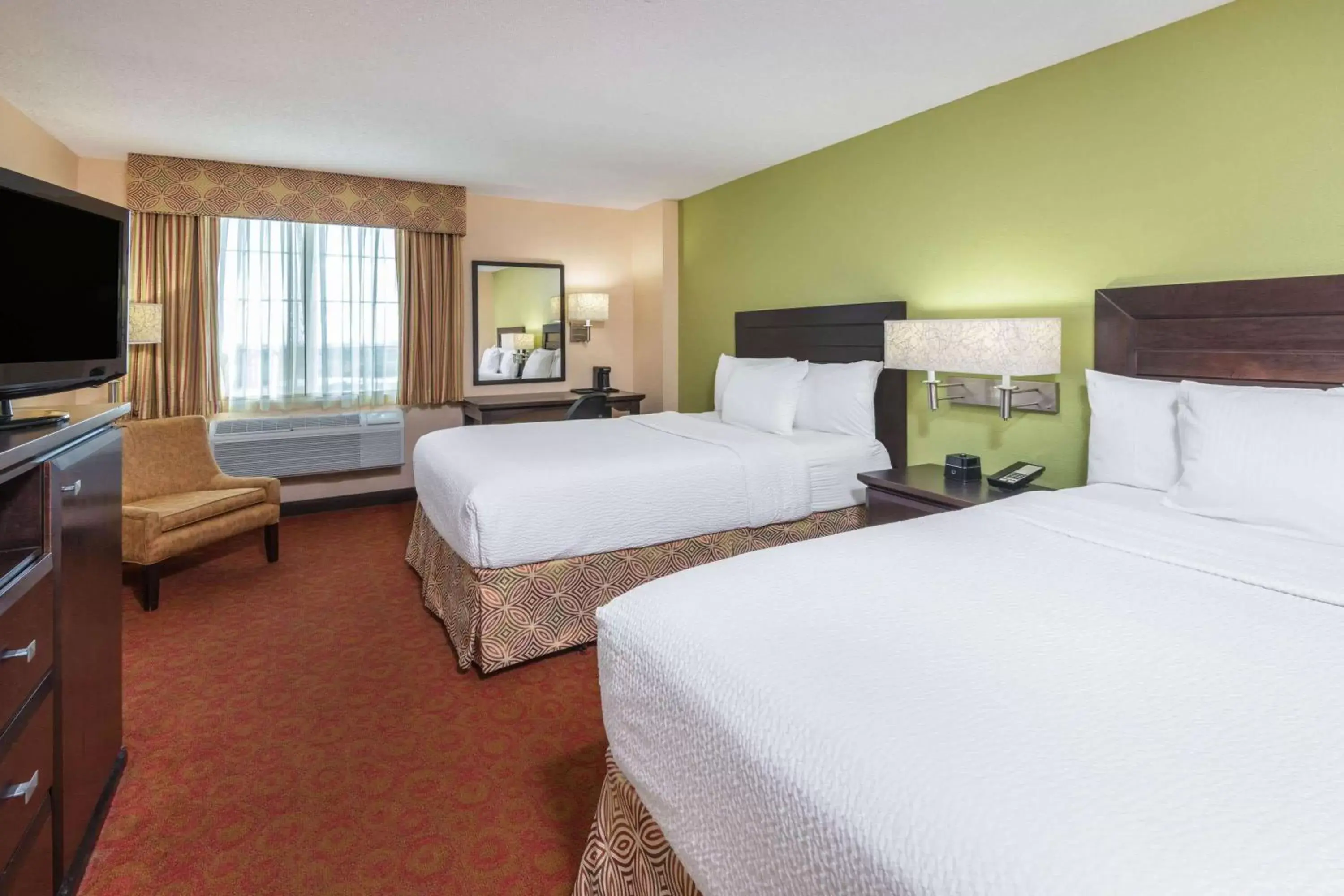 Deluxe Double Room with Two Double Beds in La Quinta by Wyndham San Antonio Medical Ctr. NW