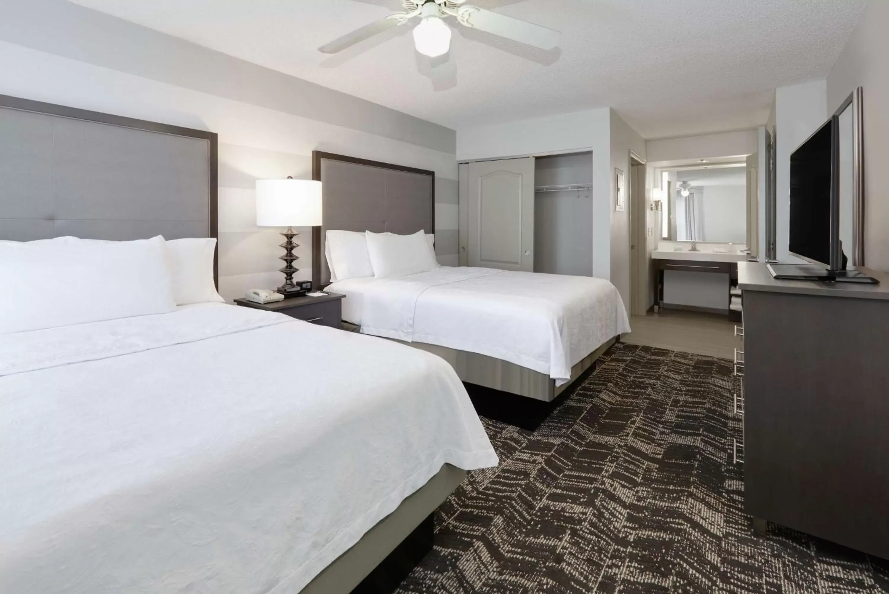 Bedroom, Bed in Homewood Suites by Hilton Saint Louis-Chesterfield