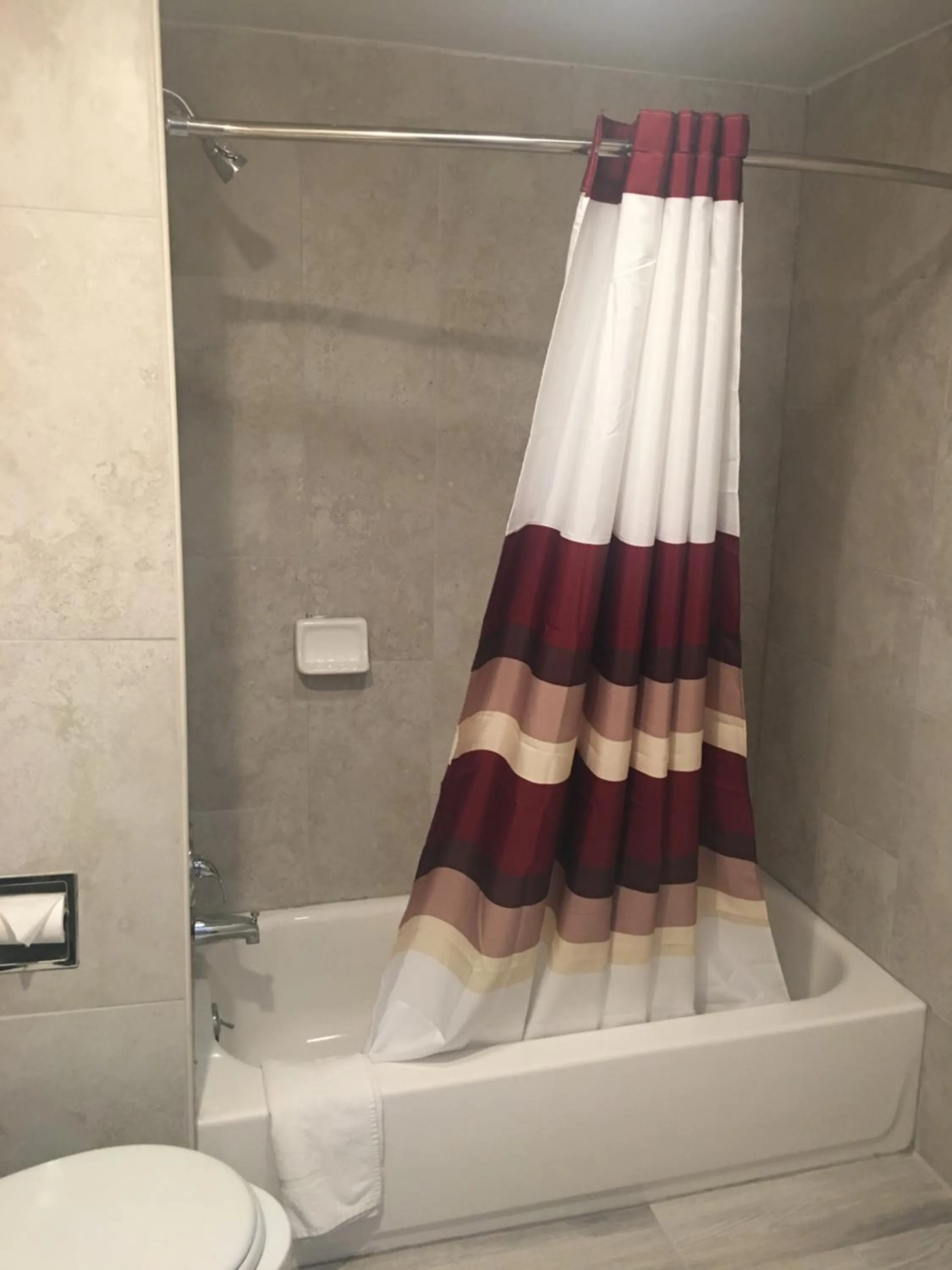 Bathroom in Caravan Motel