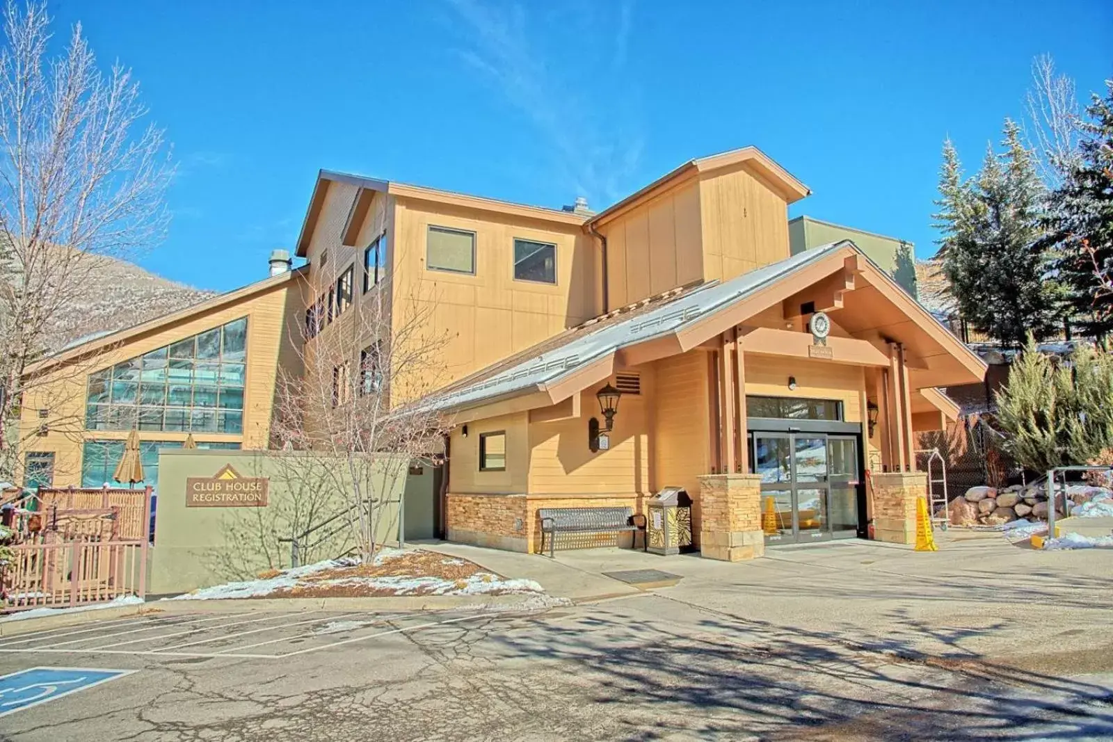 Property Building in Bluegreen's StreamSide at Vail