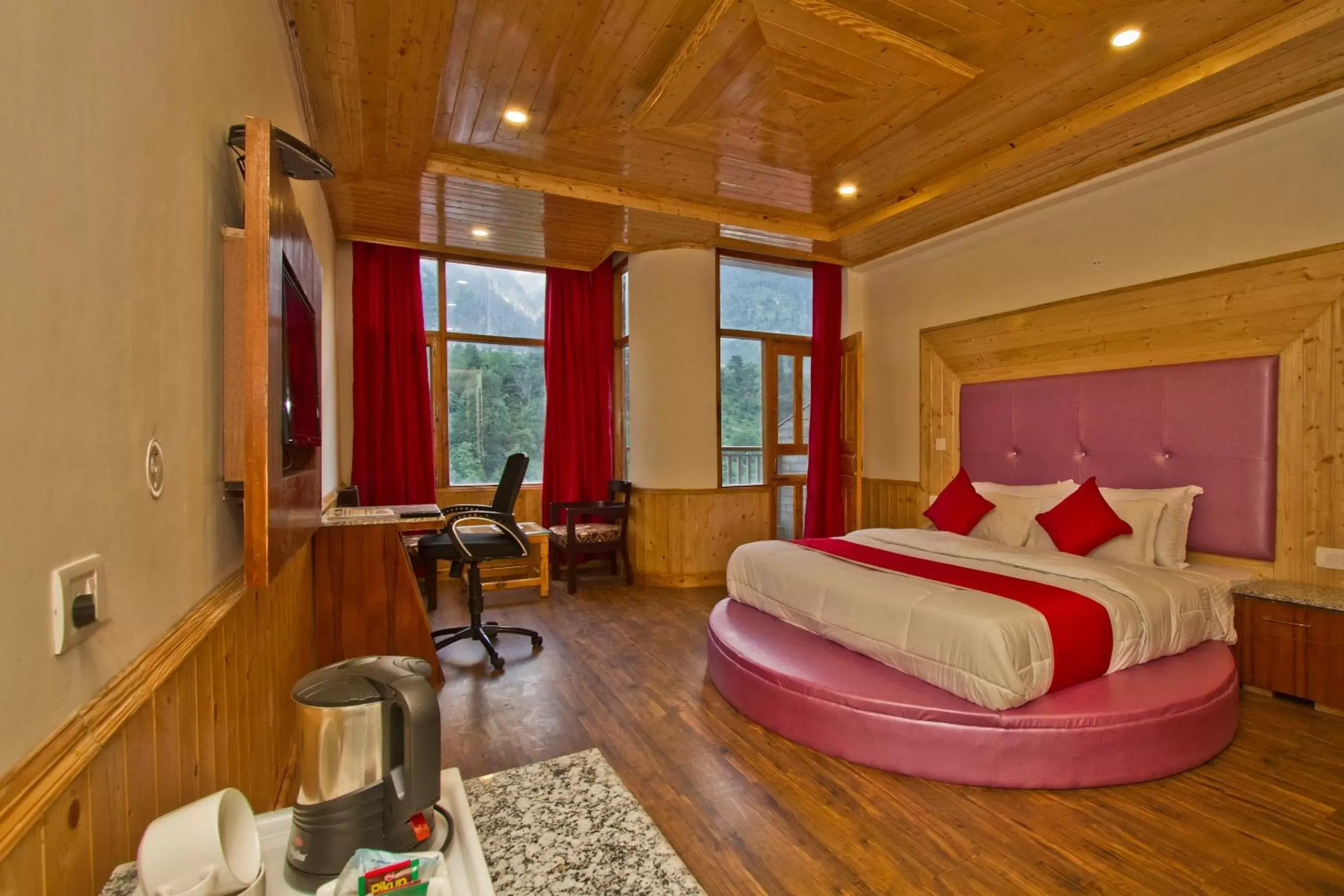 Photo of the whole room in Sarthak Regency ,Rangri ,Manali