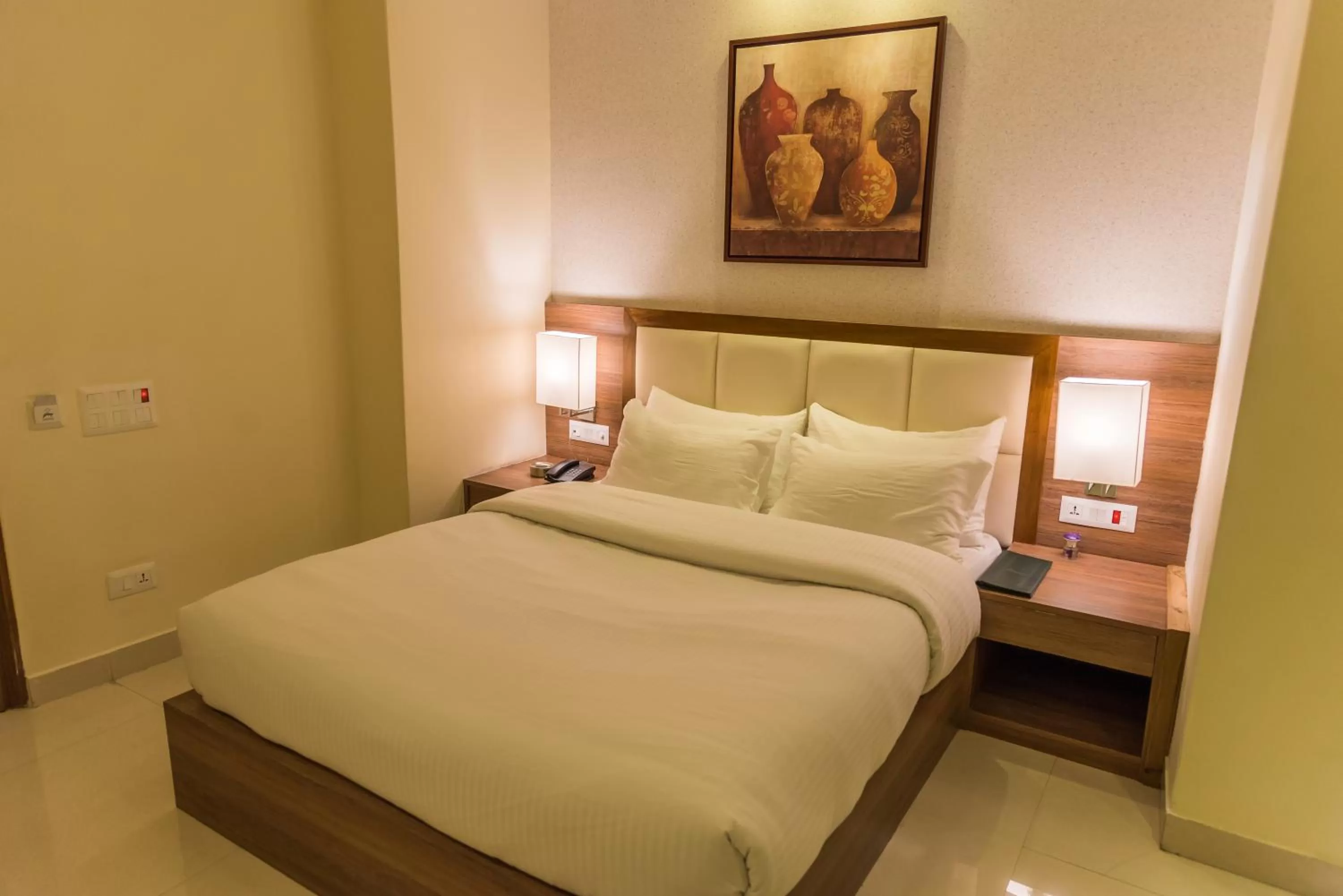Bed in Sangai Continental (The Boutique Hotel)