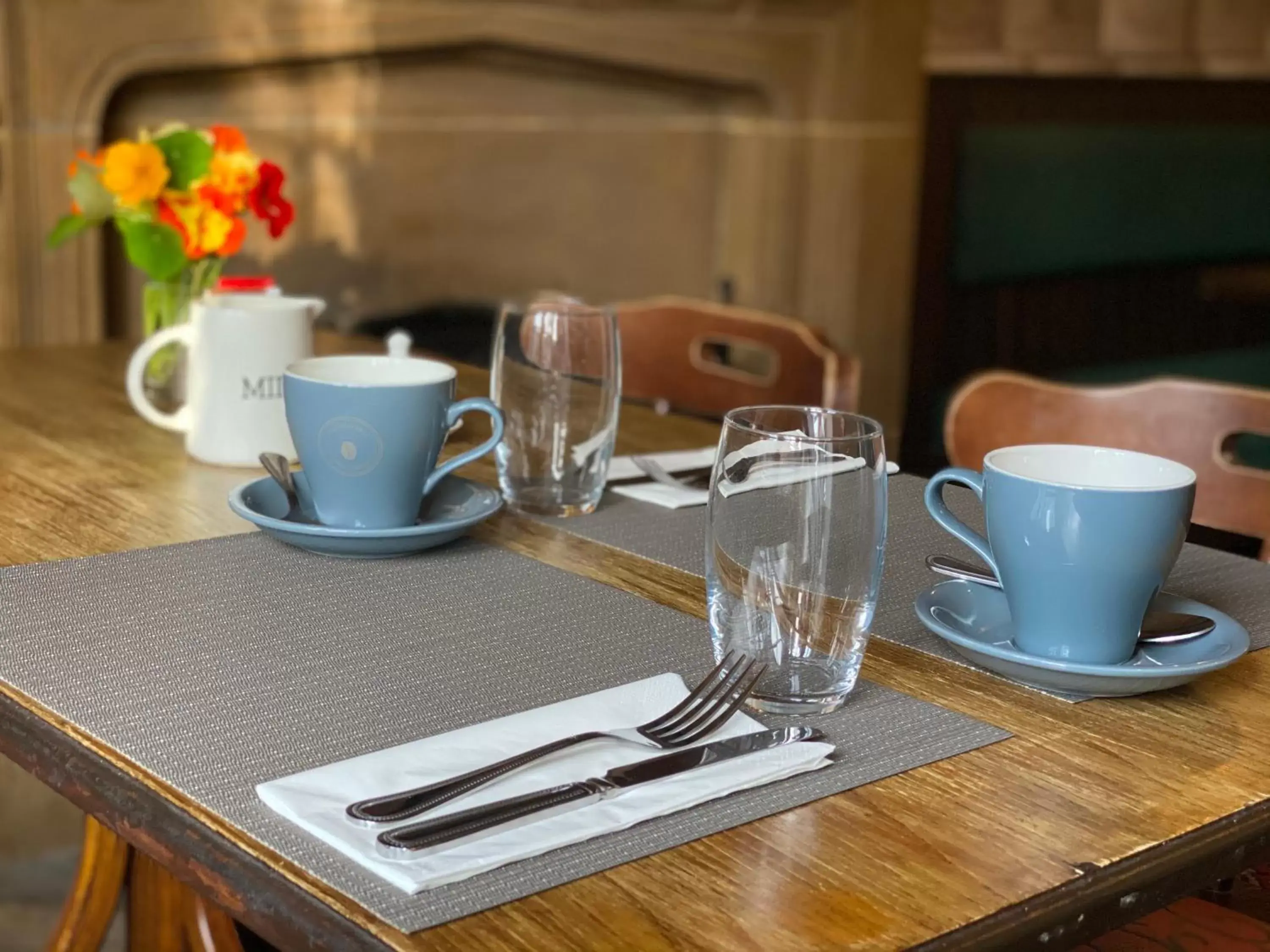Breakfast, Coffee/Tea Facilities in George Inn