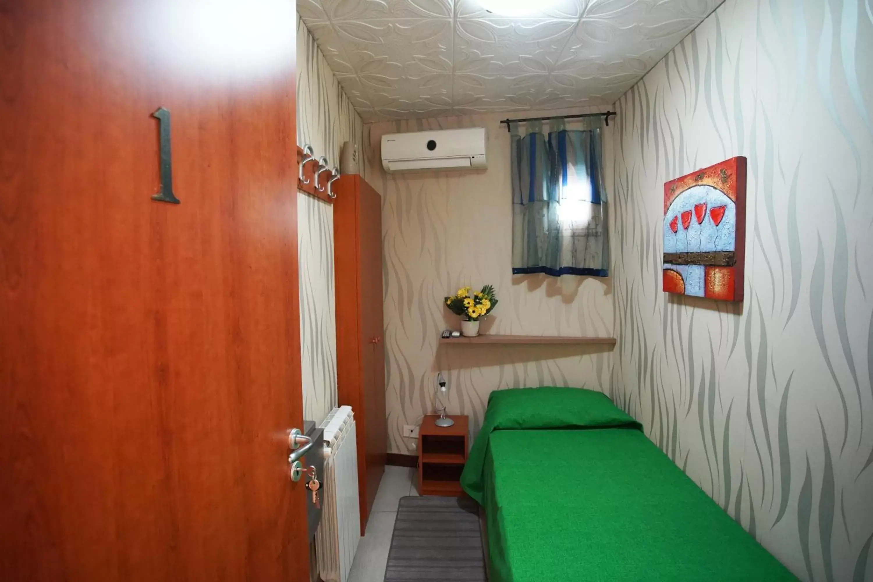 Single Room - single occupancy in Golden Dreams B&B Single Room - single occupancy in Golden Dreams B&B