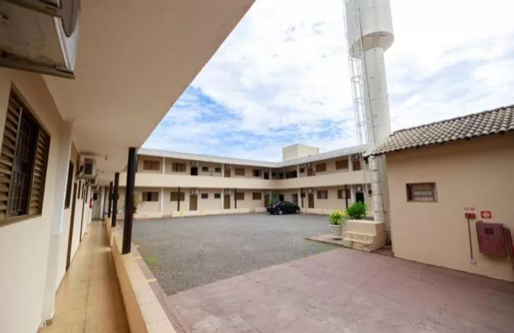 Property building in Hotel Portela III - Aprox 600m do Thermas dos Laranjais e Hot Beach