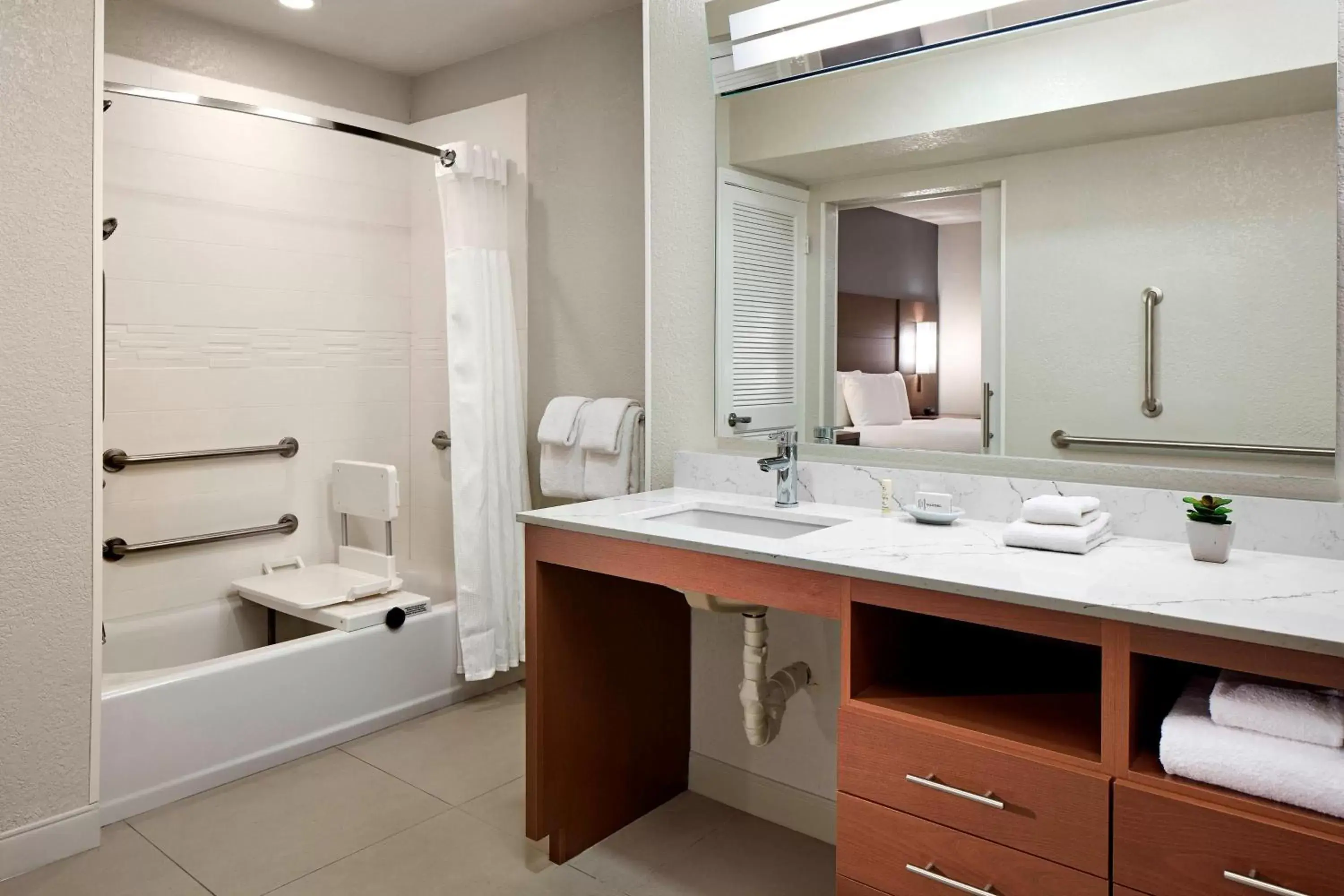 Bathroom in Residence Inn Los Angeles LAX/Manhattan Beach