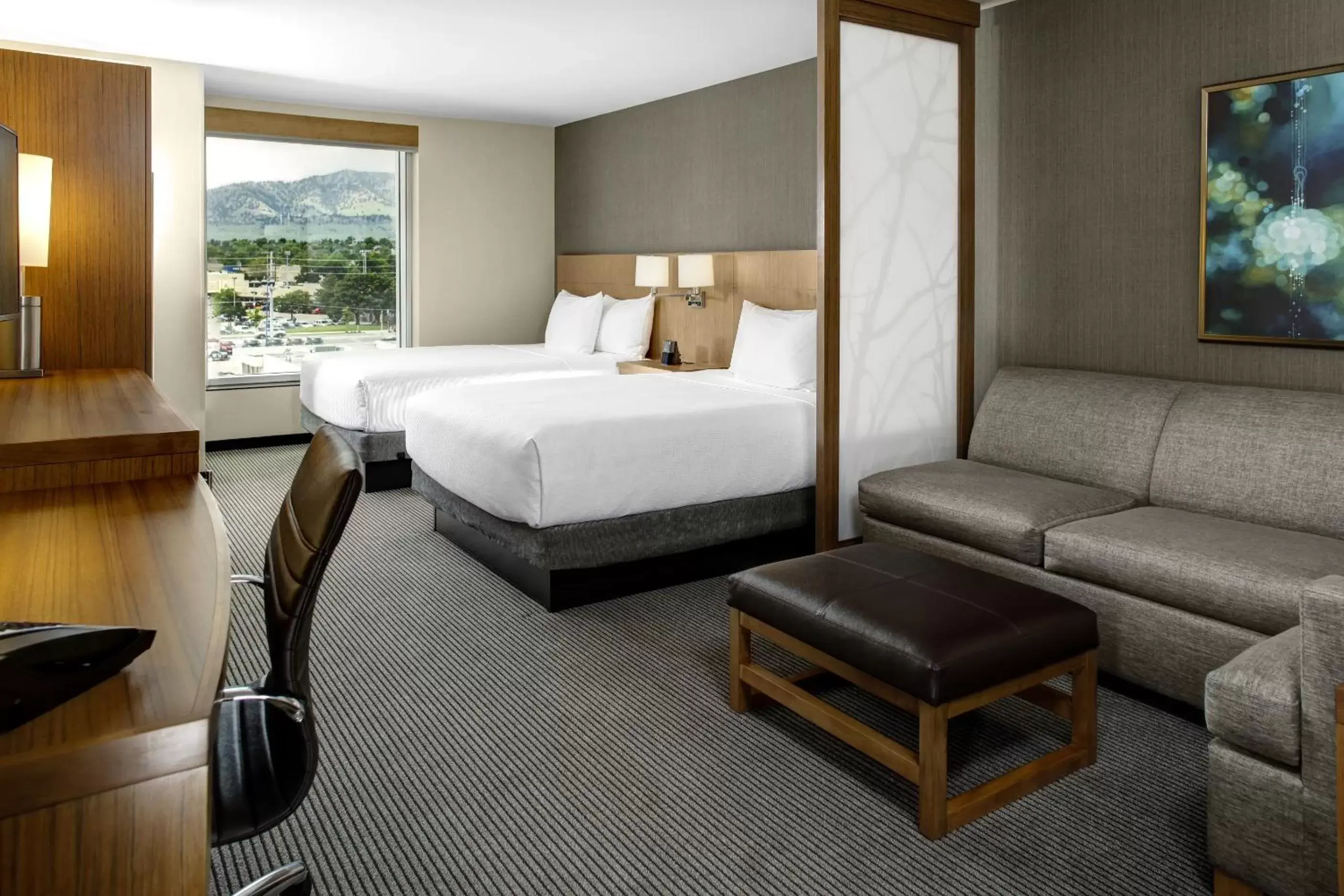 Queen Room with Two Queen Beds and Accessible Tub - Disability Access in Hyatt Place Boulder/Pearl Street Queen Room with Two Queen Beds and Accessible Tub - Disability Access in Hyatt Place Boulder/Pearl Street