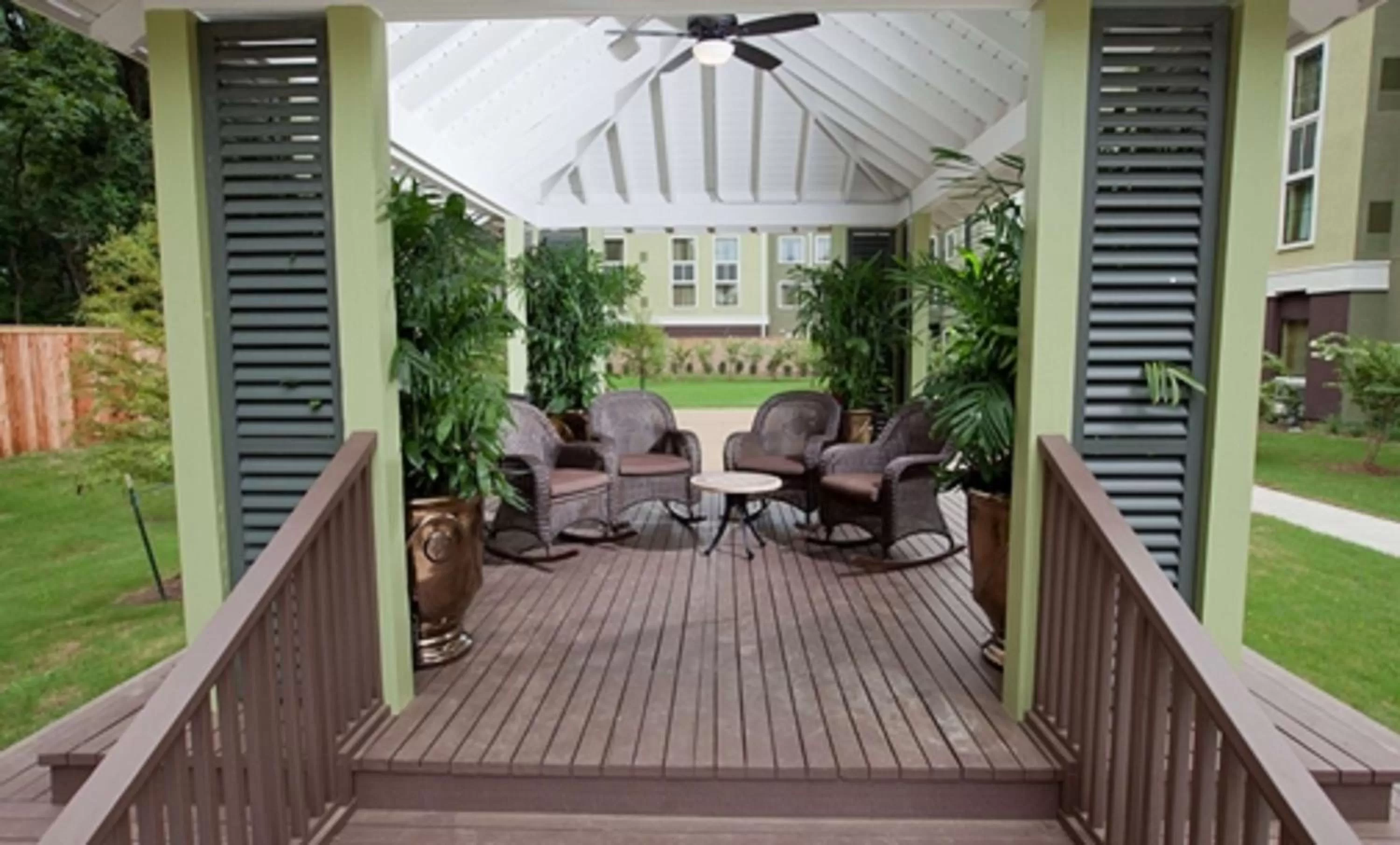 Property building in Homewood Suites Lafayette-Airport