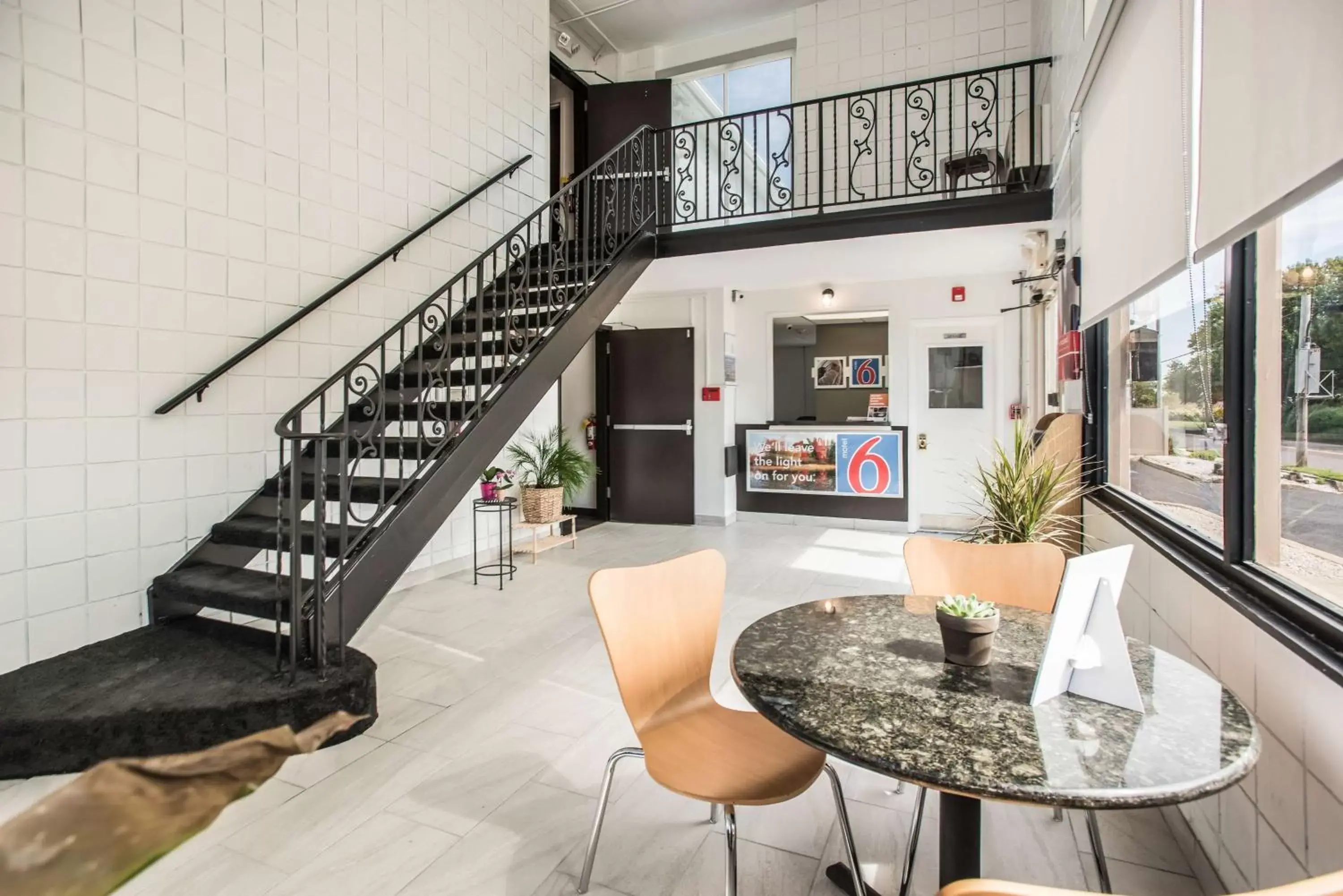 Lobby or reception in Motel 6-Somers Point, NJ - Ocean City - Wild Wood Beach Lobby or reception in Motel 6-Somers Point, NJ - Ocean City - Wild Wood Beach