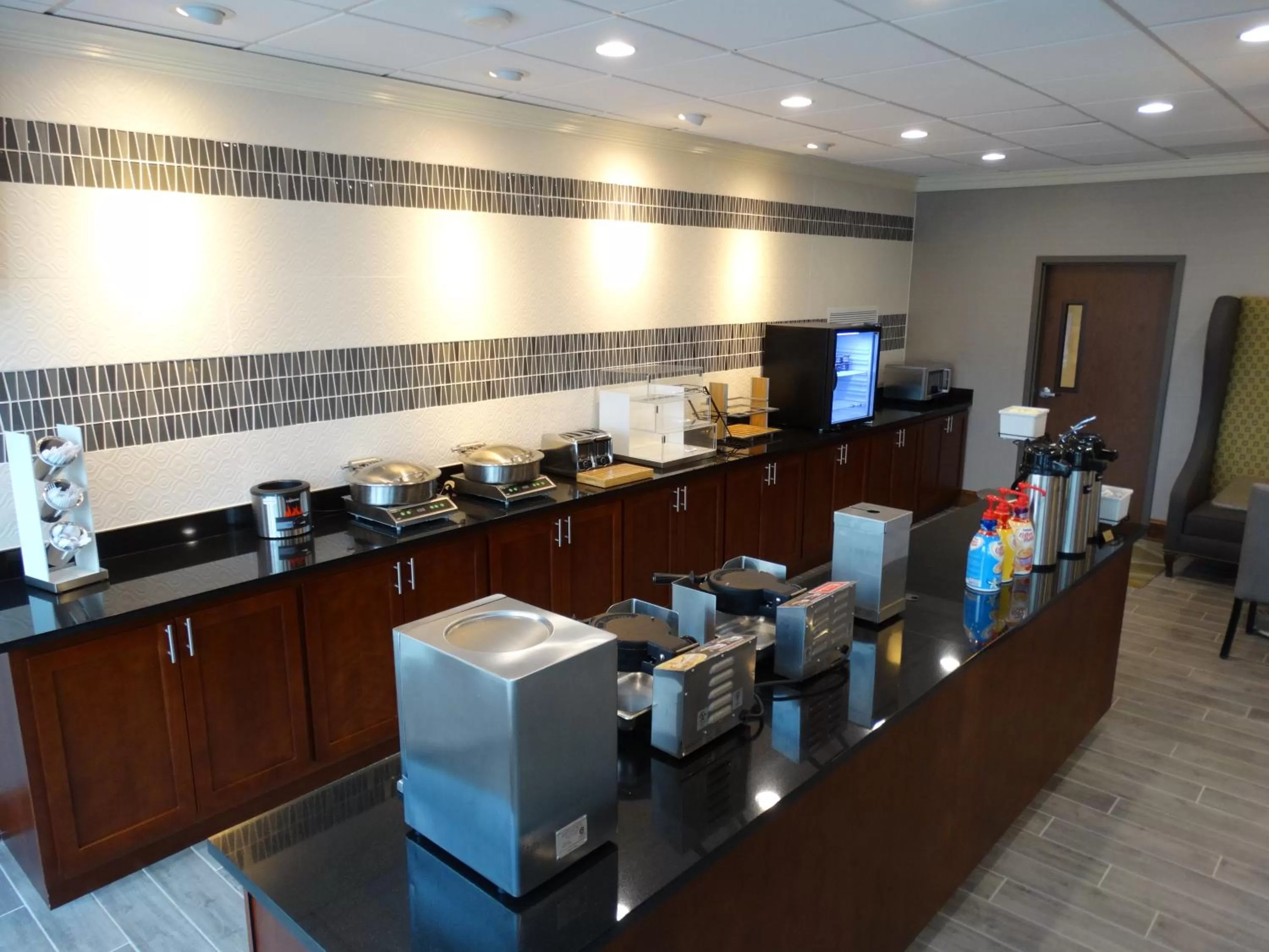 Buffet breakfast in Best Western Premier Airport/Expo Center Hotel