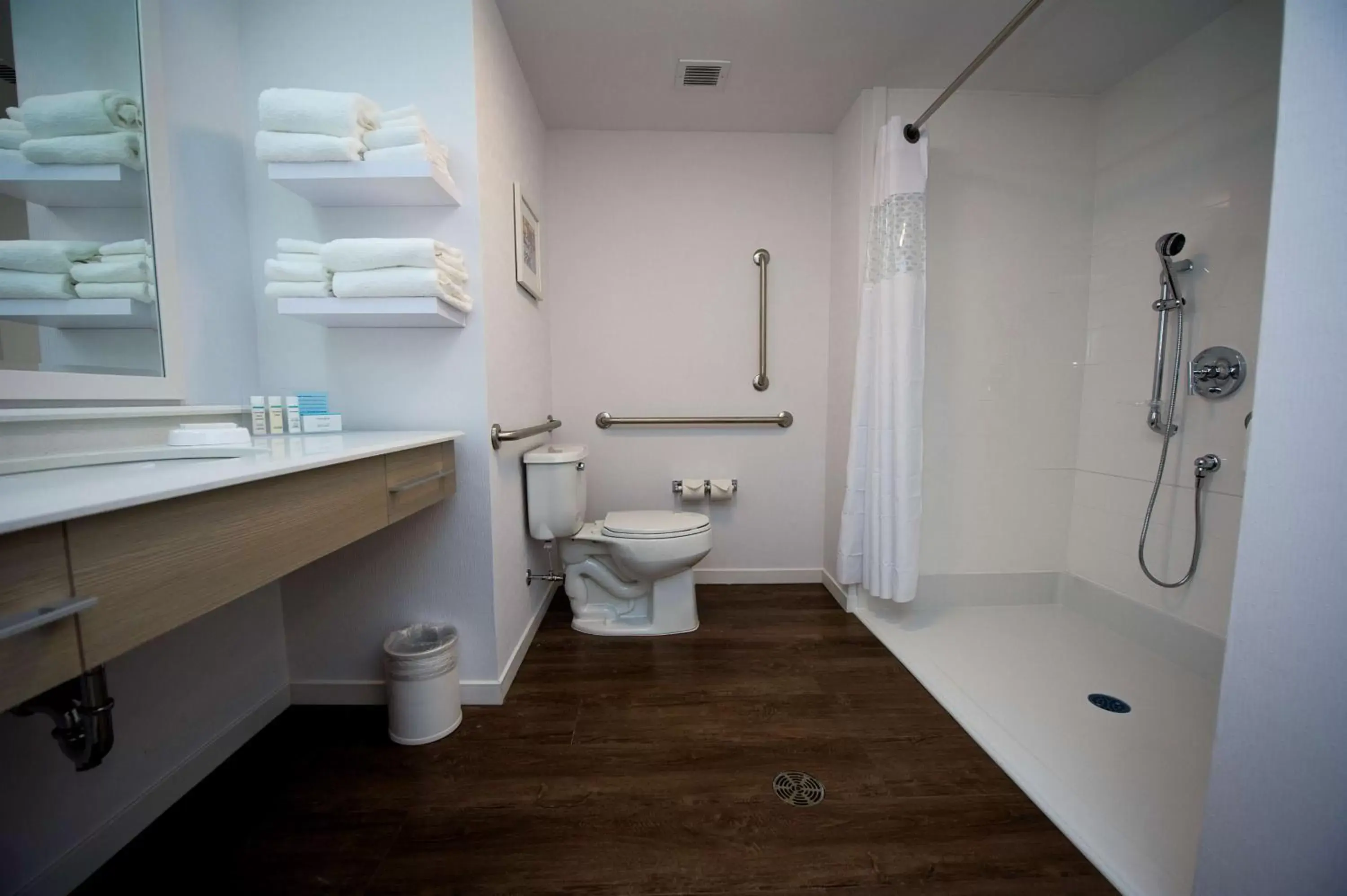 Bathroom in Hampton Inn & Suites Truro, NS