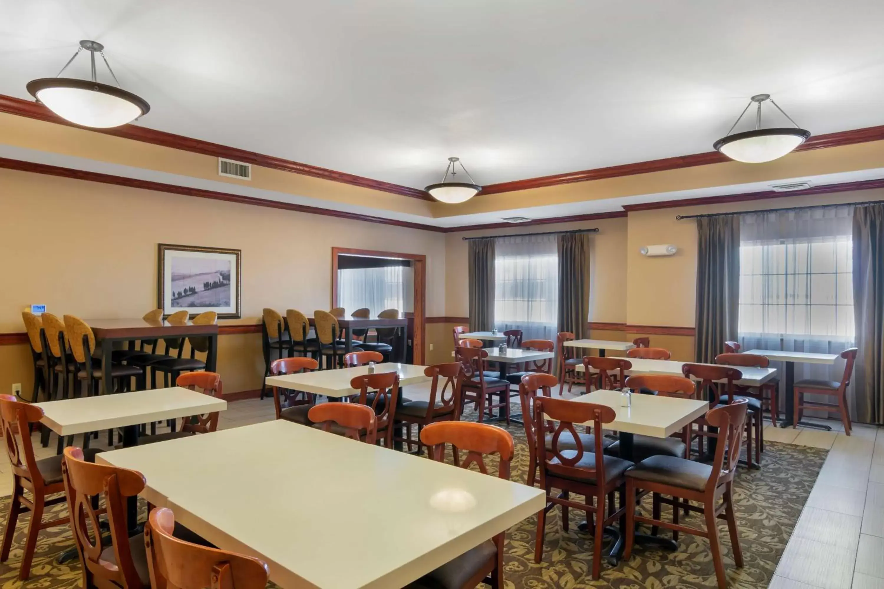 Breakfast, Restaurant/Places to Eat in Best Western Plus Butterfield Inn