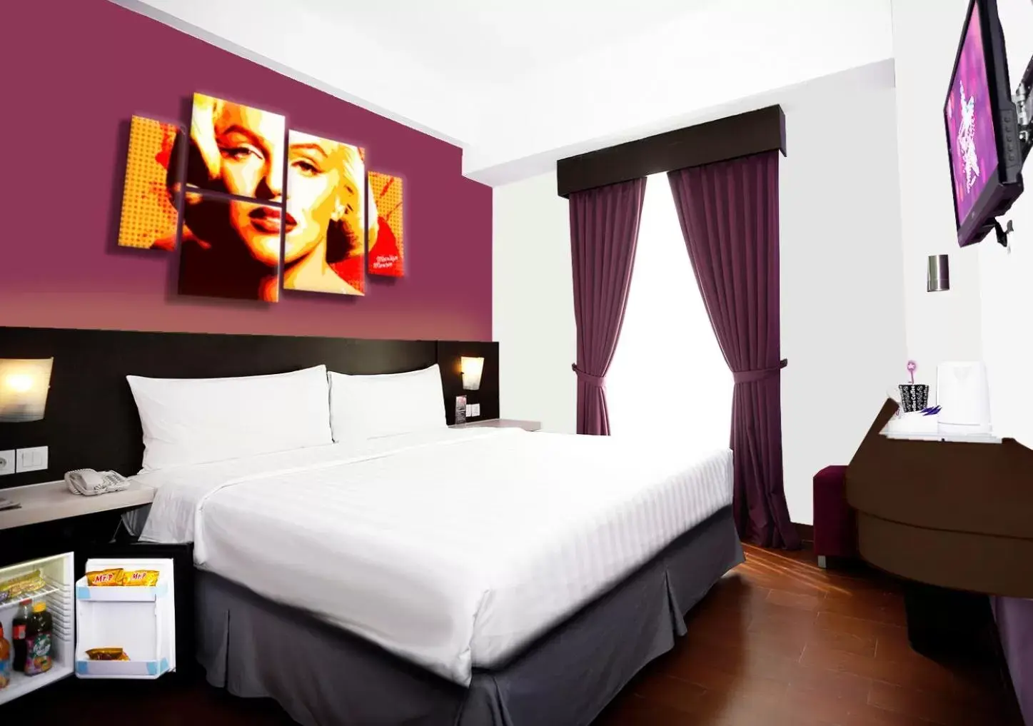 Deluxe Double Room in Fame Hotel Gading Serpong Deluxe Double Room in Fame Hotel Gading Serpong