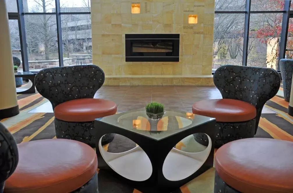 Seating Area in Holiday Inn Express Princeton Southeast, an IHG Hotel