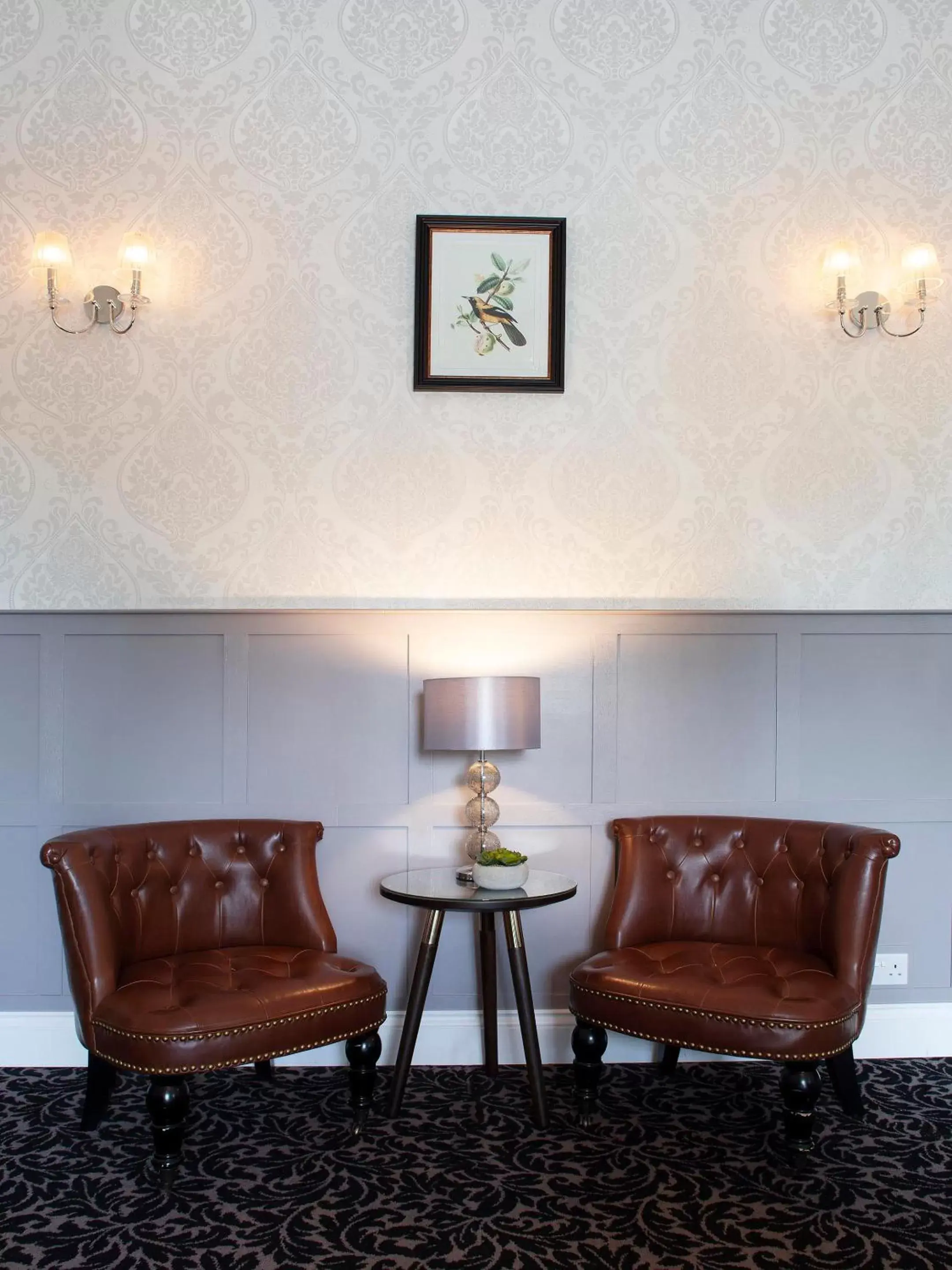Lounge or bar, Seating Area in Elfordleigh Hotel