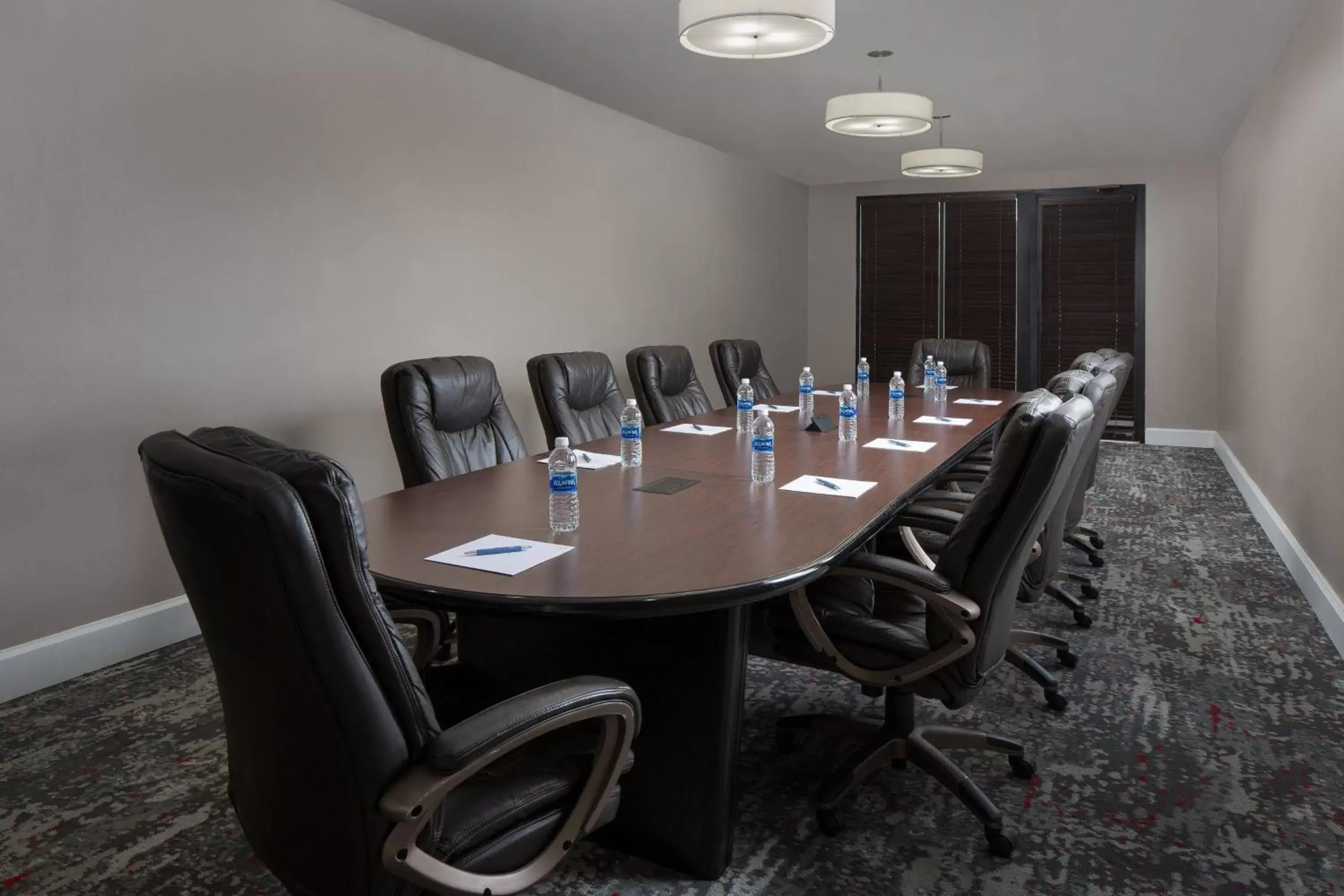 Meeting/conference room in Four Points by Sheraton Orlando International Drive