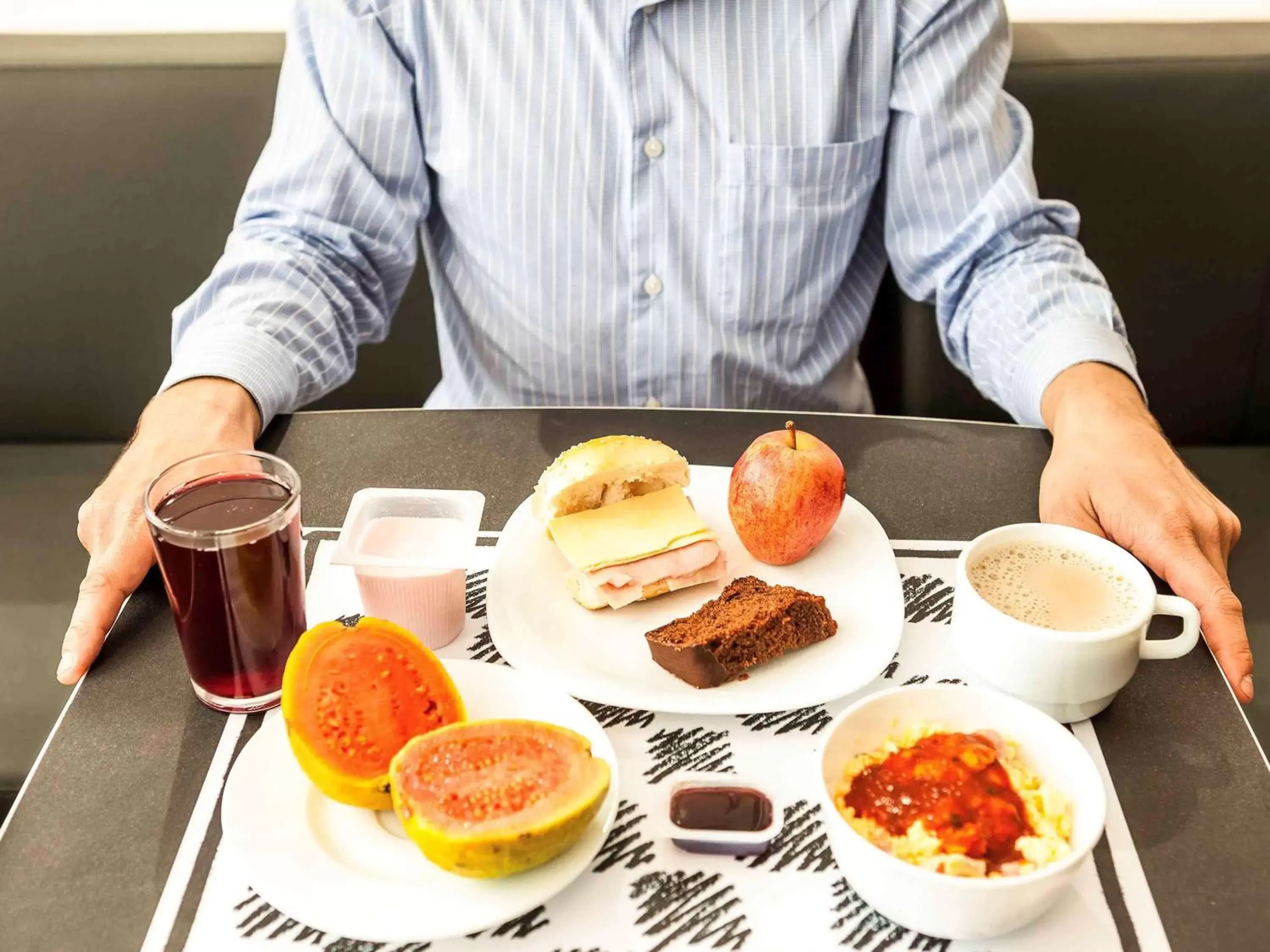 Restaurant/places to eat in ibis Mogi das Cruzes Shopping Restaurant/places to eat in ibis Mogi das Cruzes Shopping