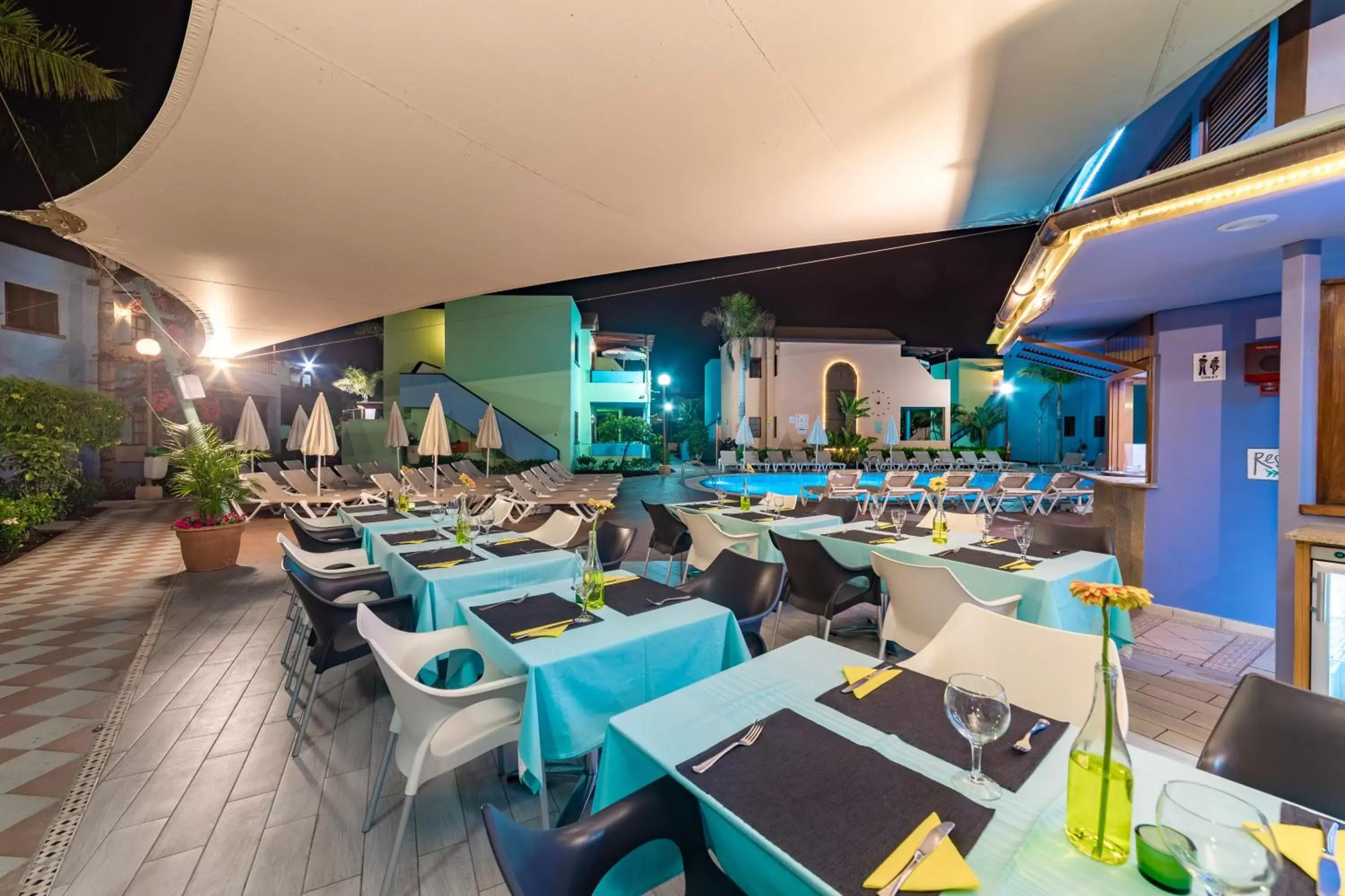 Restaurant/places to eat in Club Vista Serena Restaurant/places to eat in Club Vista Serena