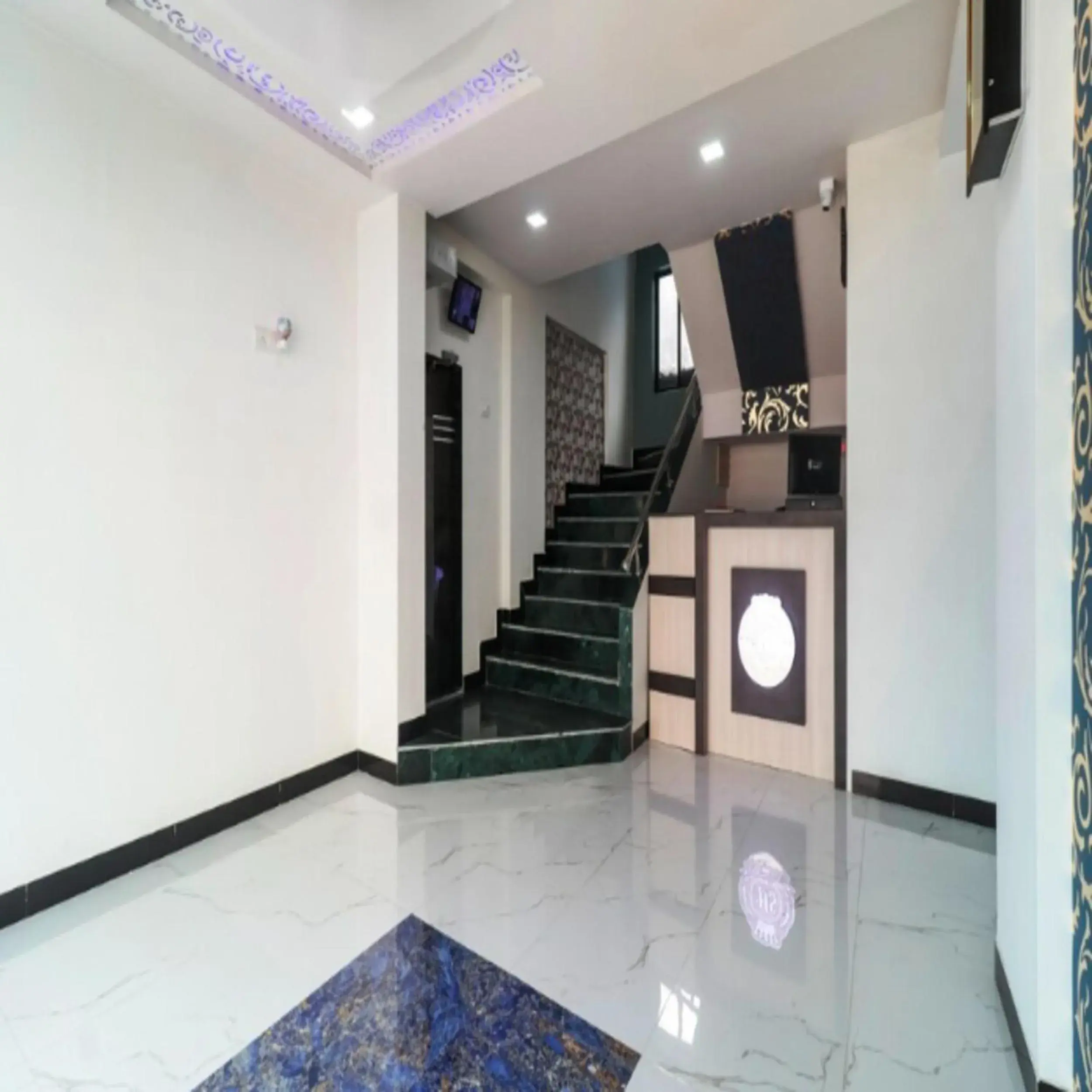 Lobby or reception, Lobby/Reception in Hotel Siddhi Inn Lodging - Navi Mumbai