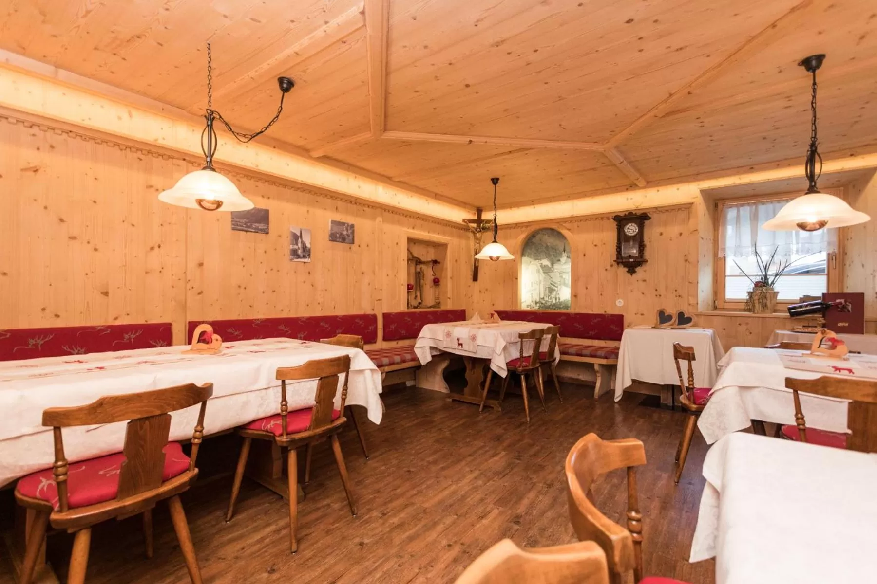 Restaurant/places to eat in Hotel Kreuz