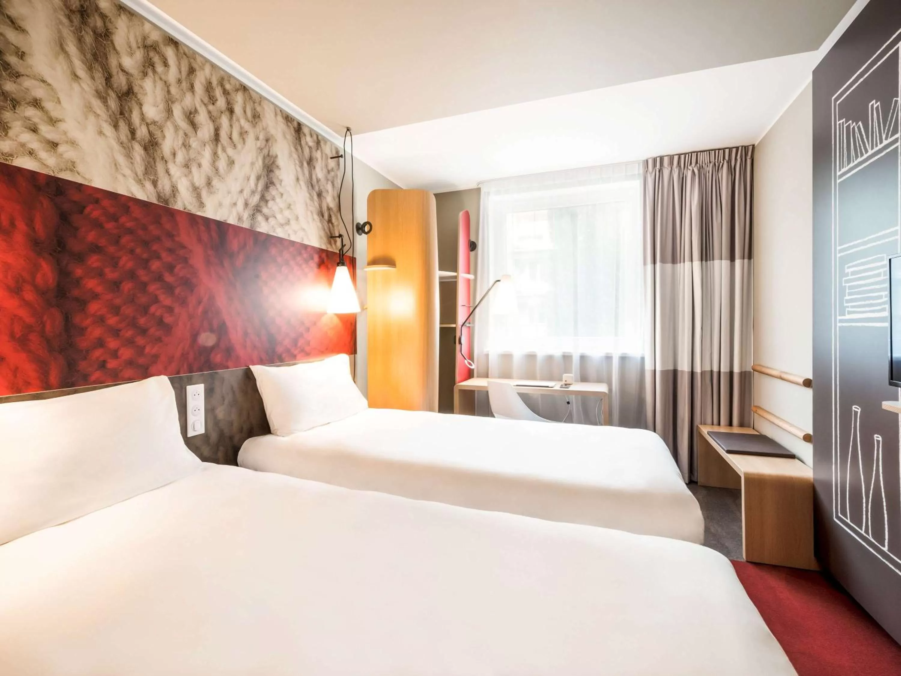 Photo of the whole room, Bed in Ibis Gdansk Stare Miasto