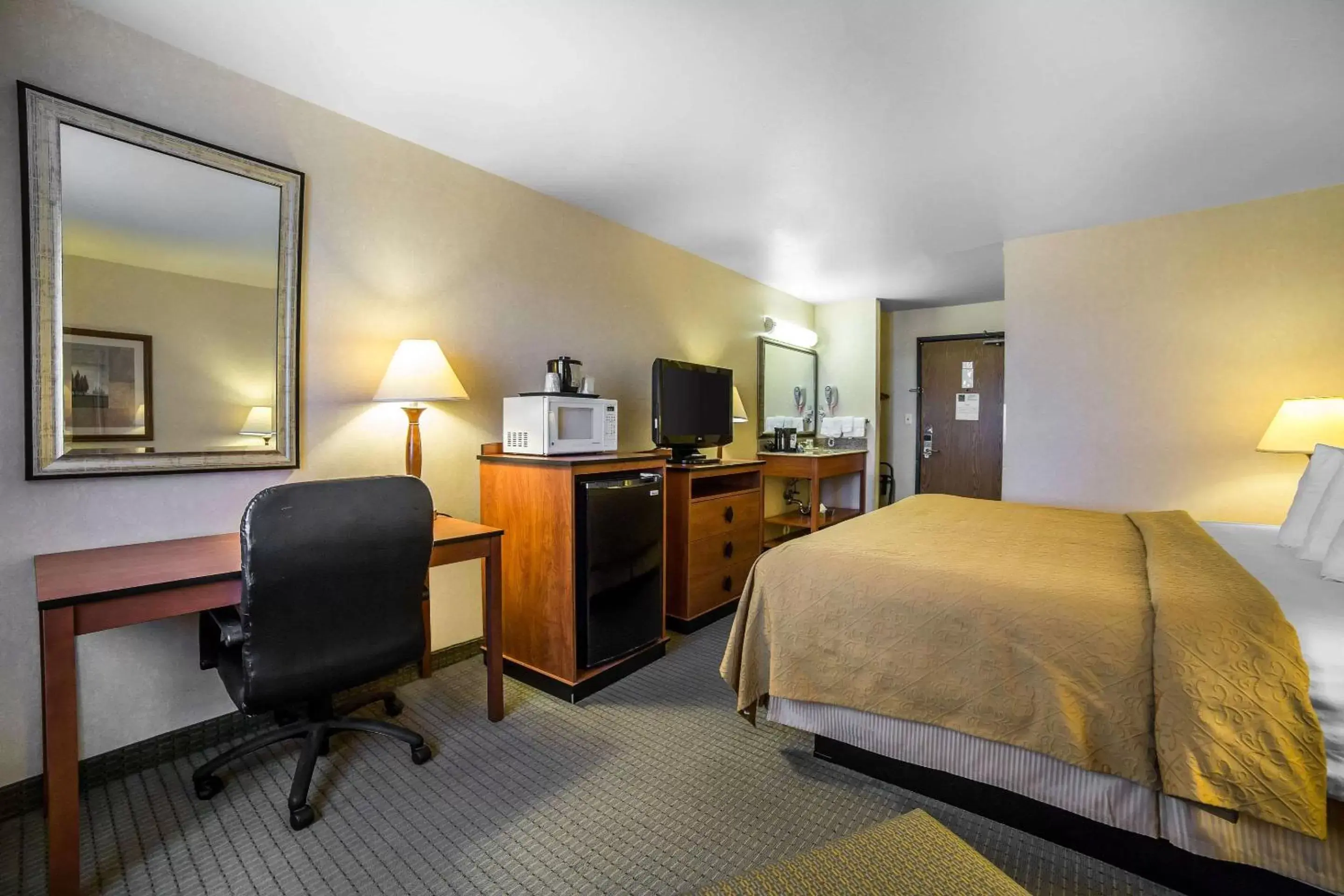 Photo of the whole room in Quality Inn Cheyenne I-25 South