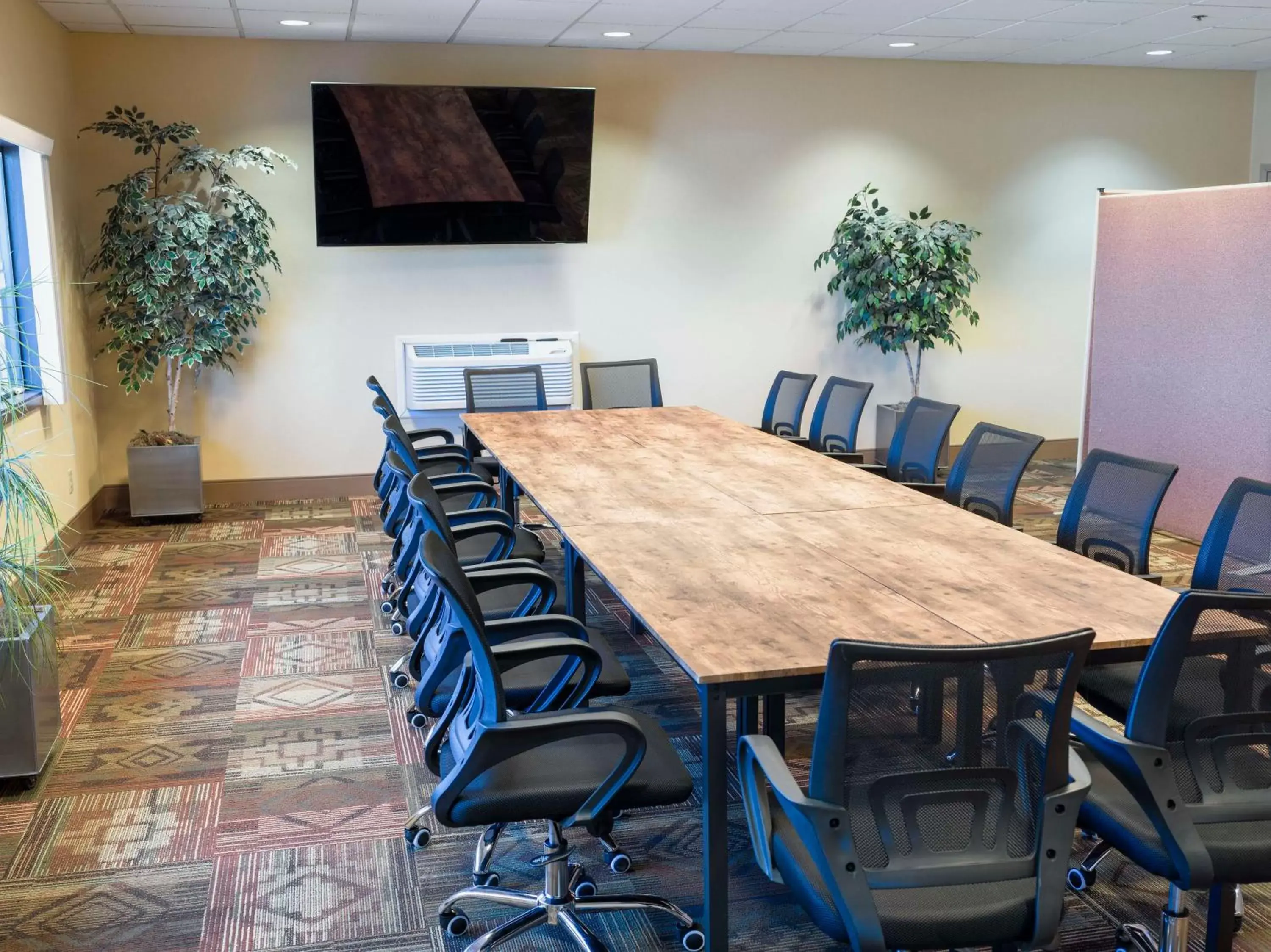 Meeting/conference room in Squire Resort at the Grand Canyon, BW Signature Collection