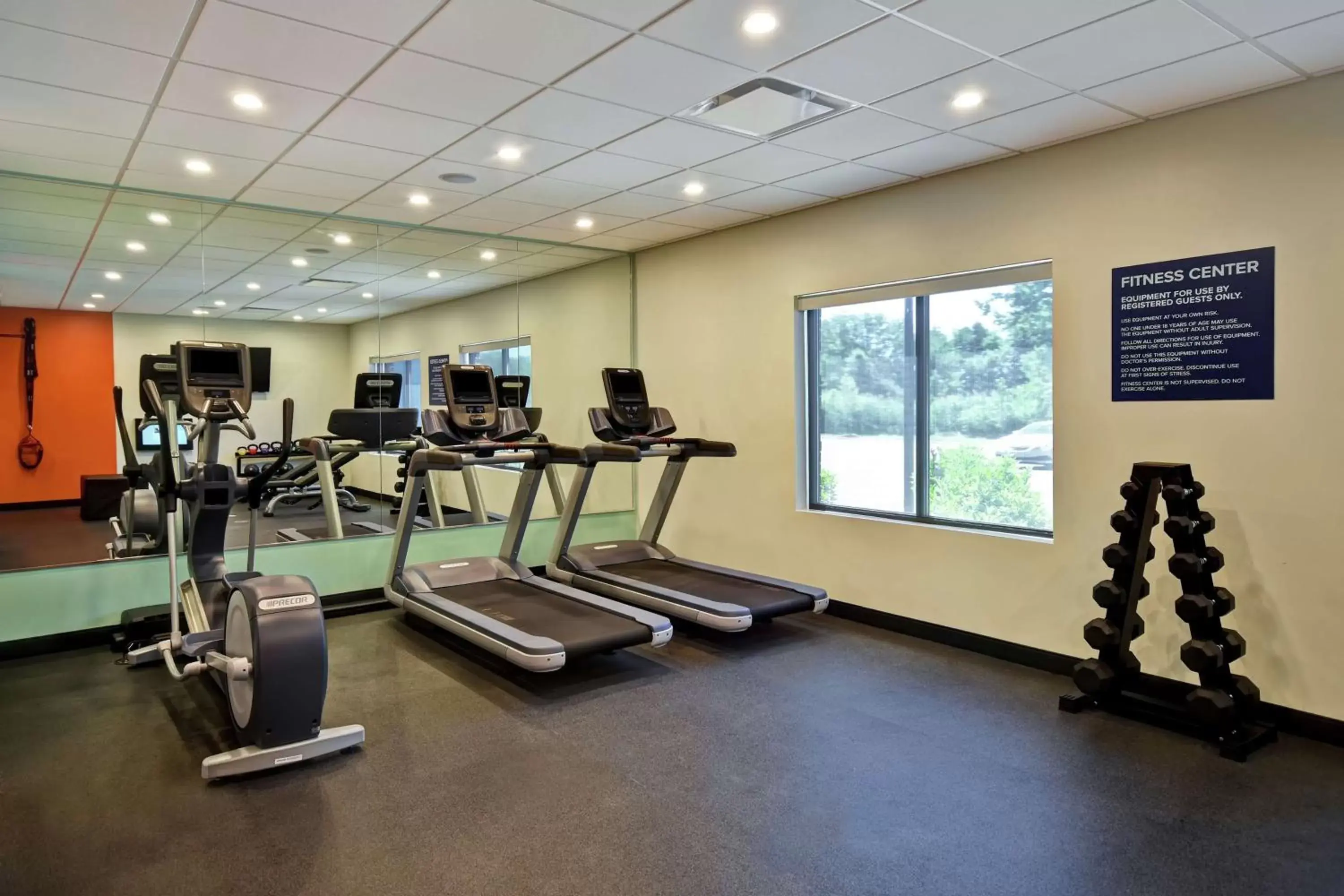 Fitness centre/facilities, Fitness Center/Facilities in Tru By Hilton Sterling Heights Detroit