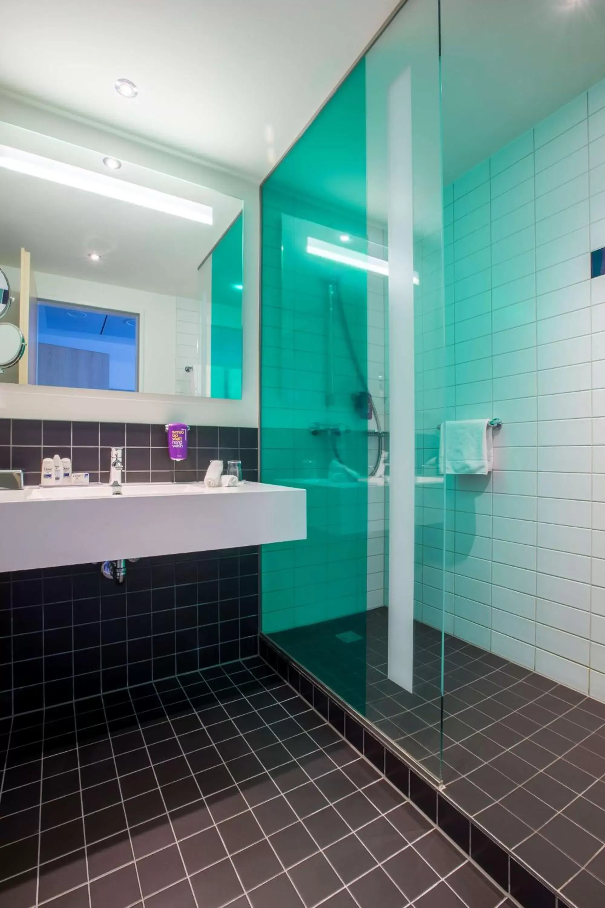 Bathroom in Park Inn by Radisson Stuttgart