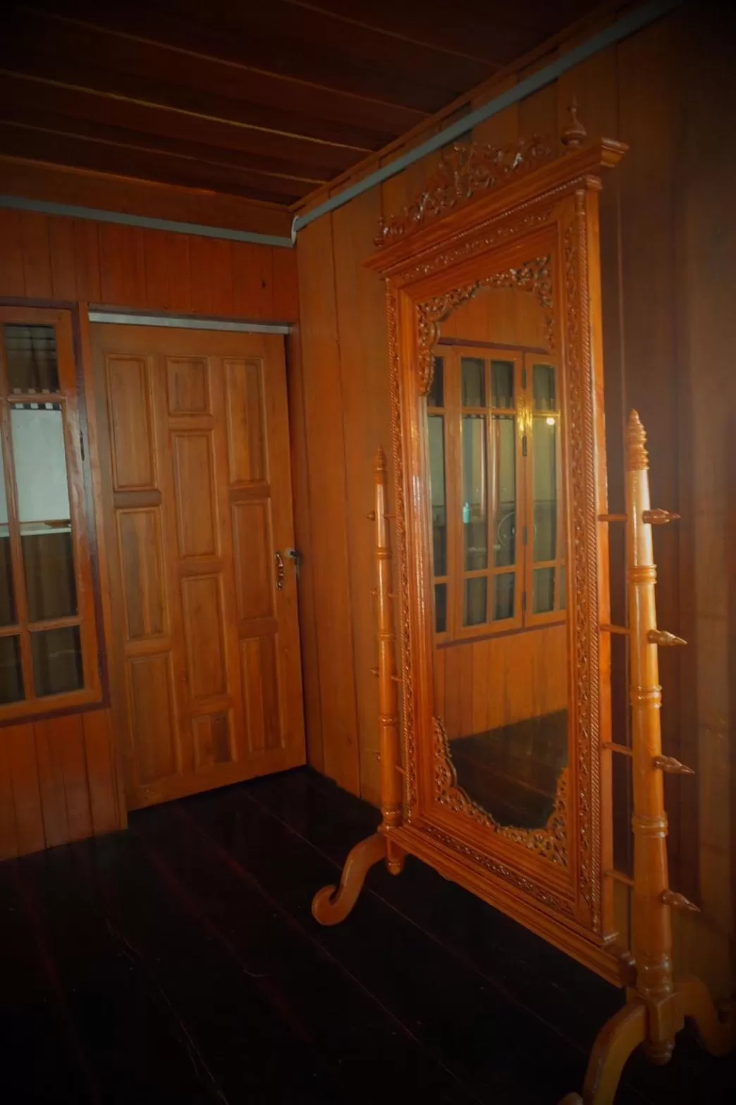 The history cafe' & guesthouse