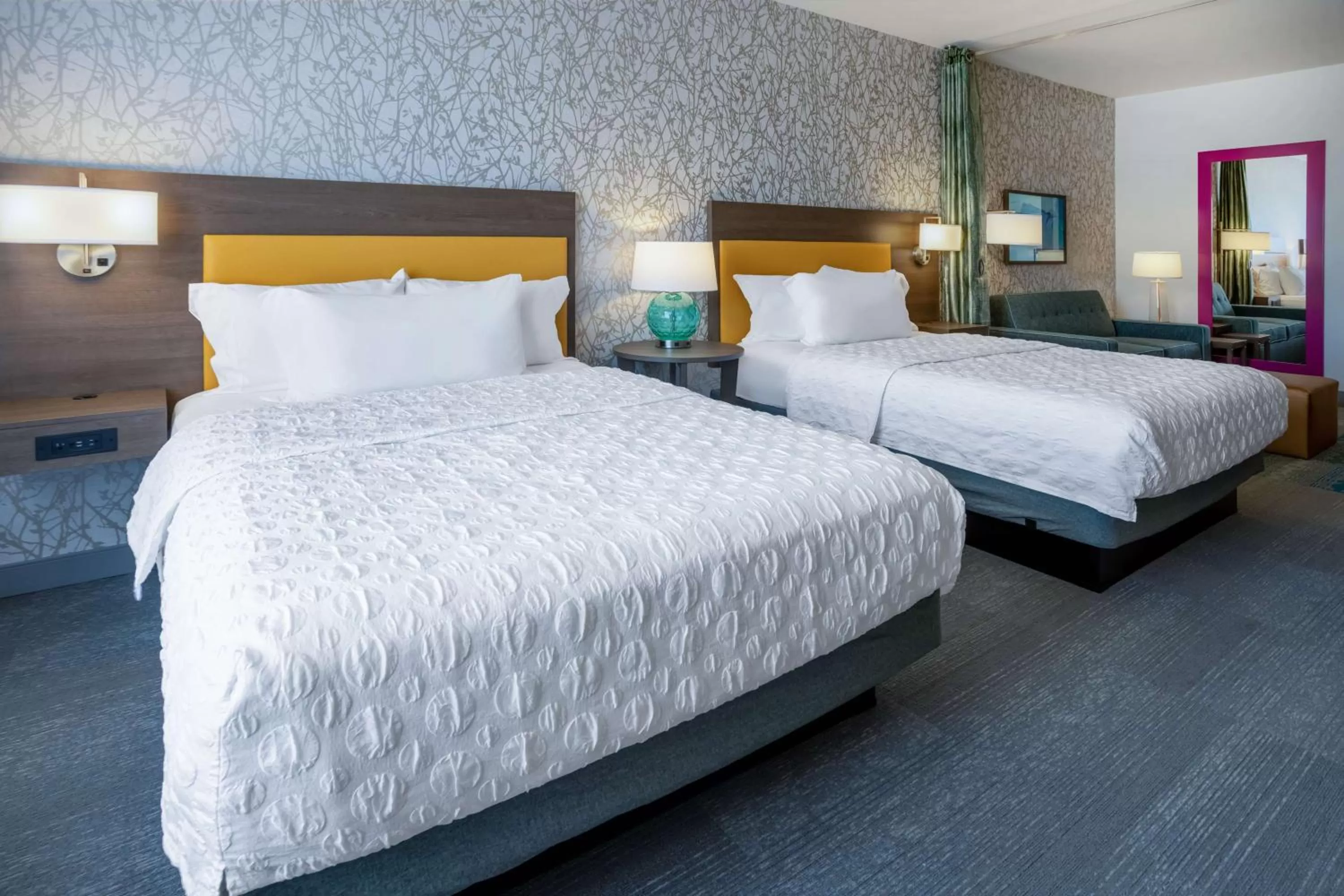 Bed in Tru By Hilton Pensacola Airport Medical Center