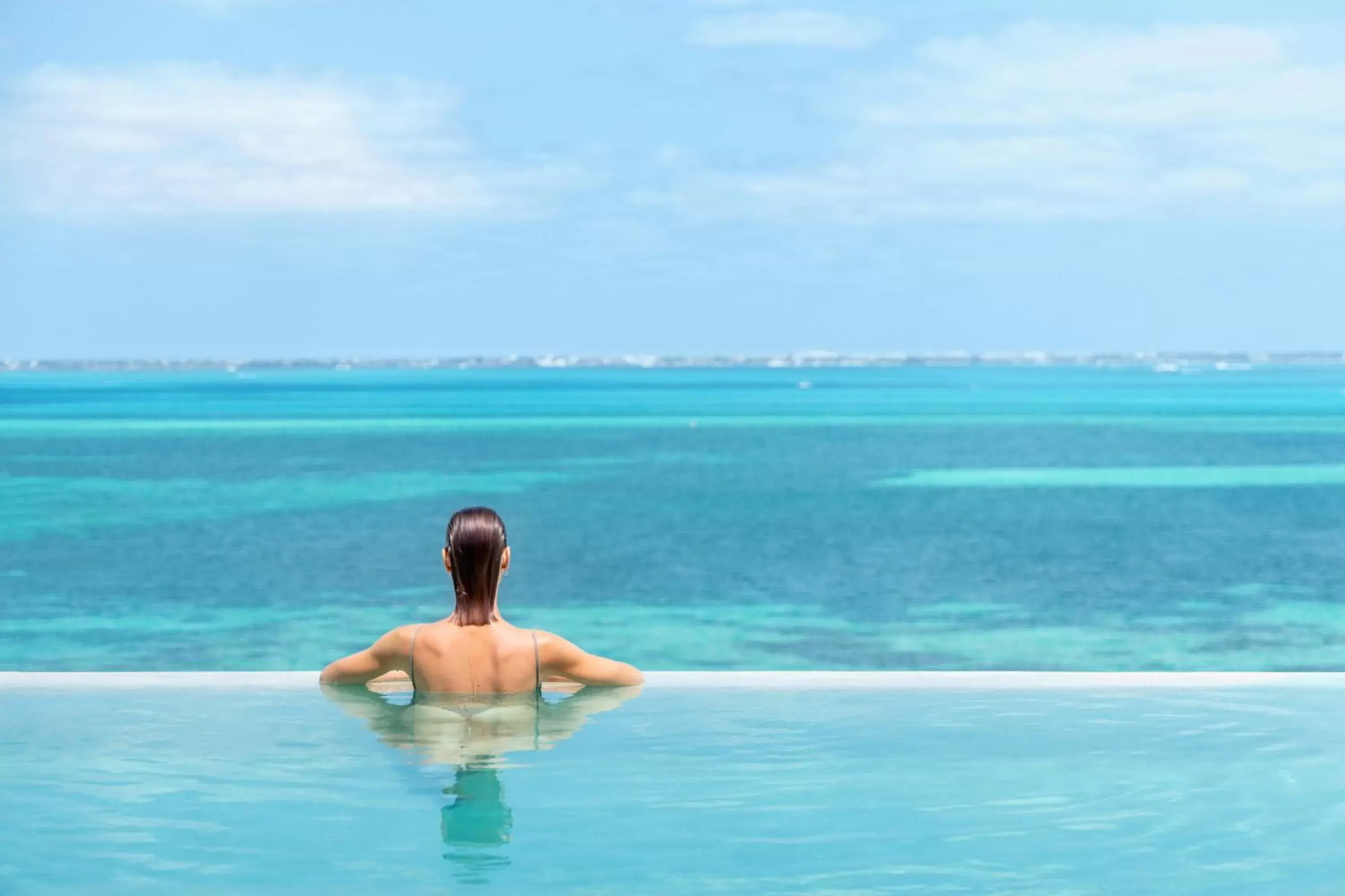 People, Swimming Pool in Garza Blanca Resort & Spa Cancun