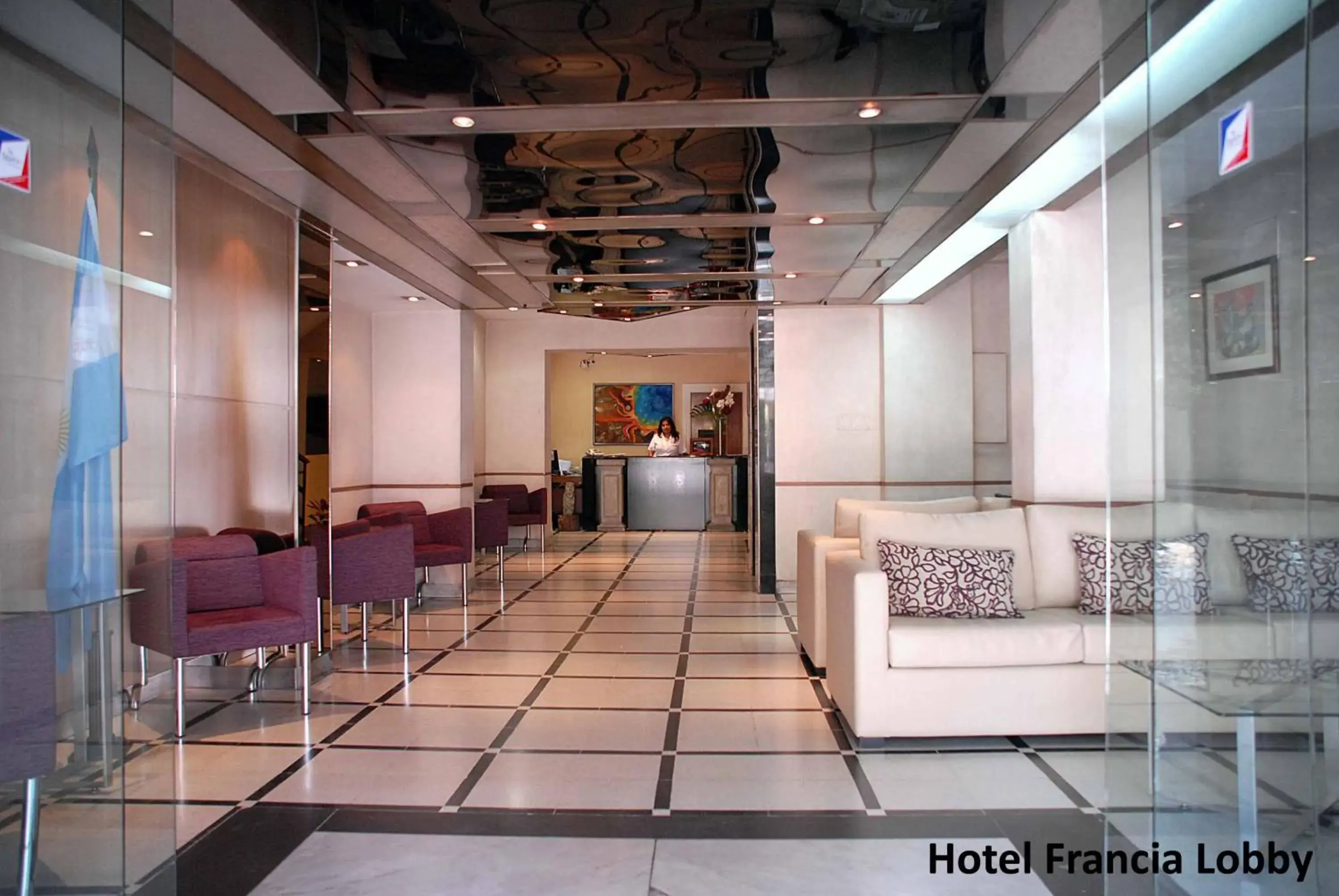 TV and multimedia, Lobby/Reception in Hotel Francia